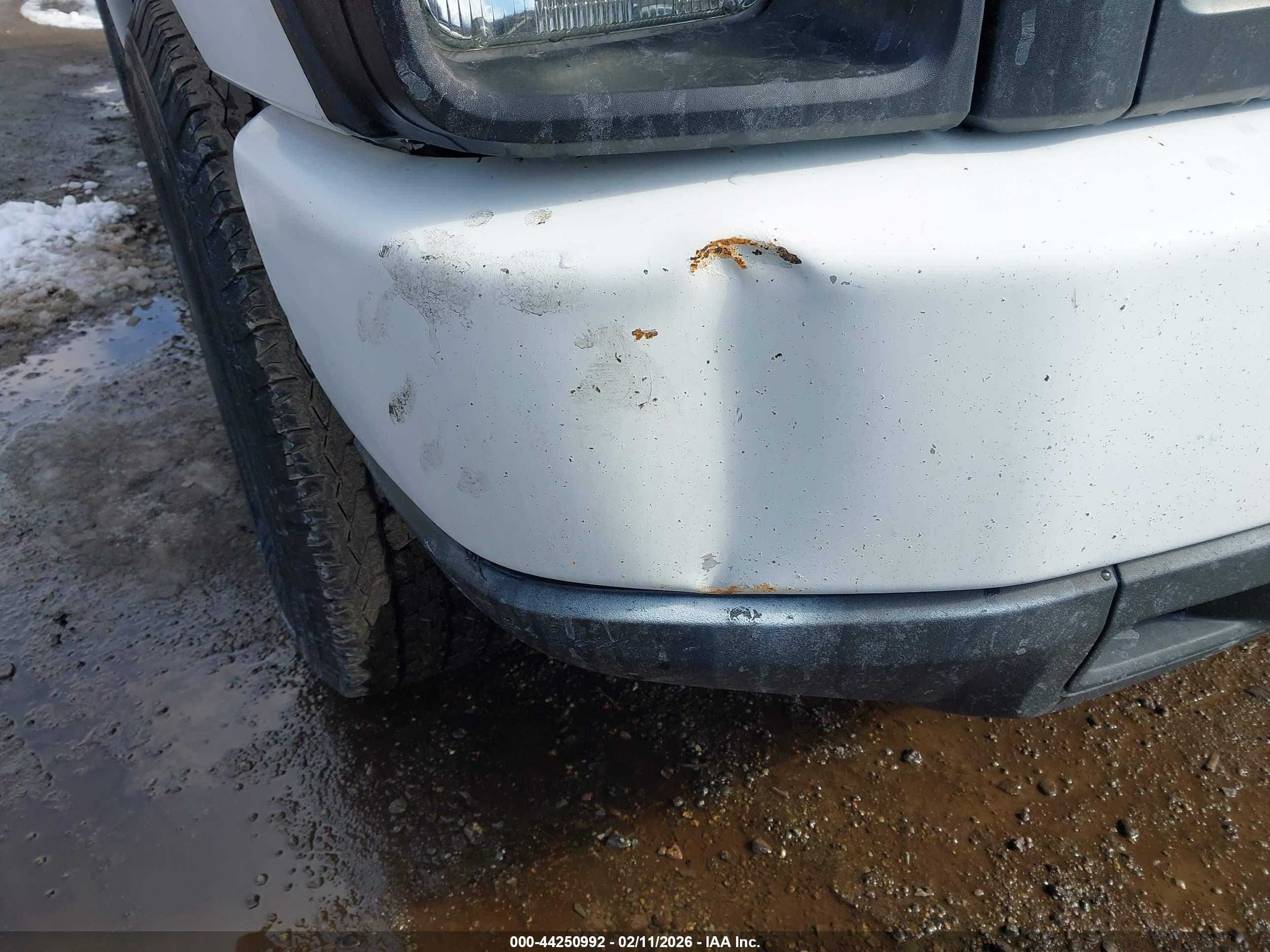 FORD E-250 image 6