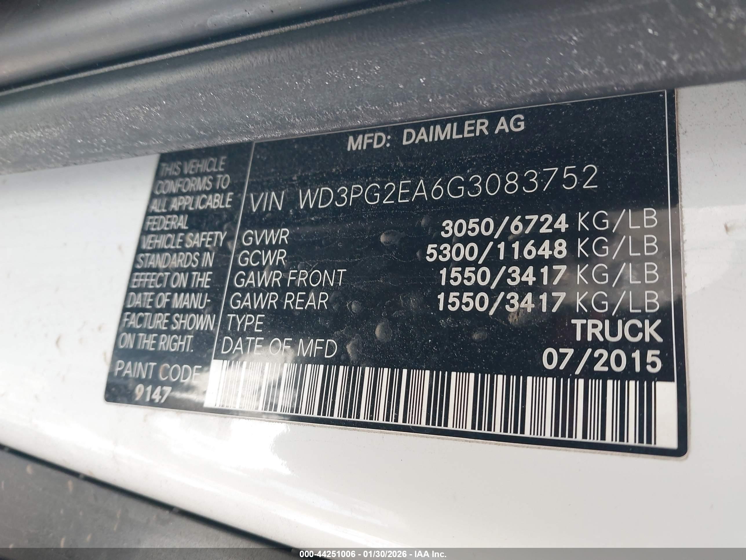 MERCEDES-BENZ METRIS image 9