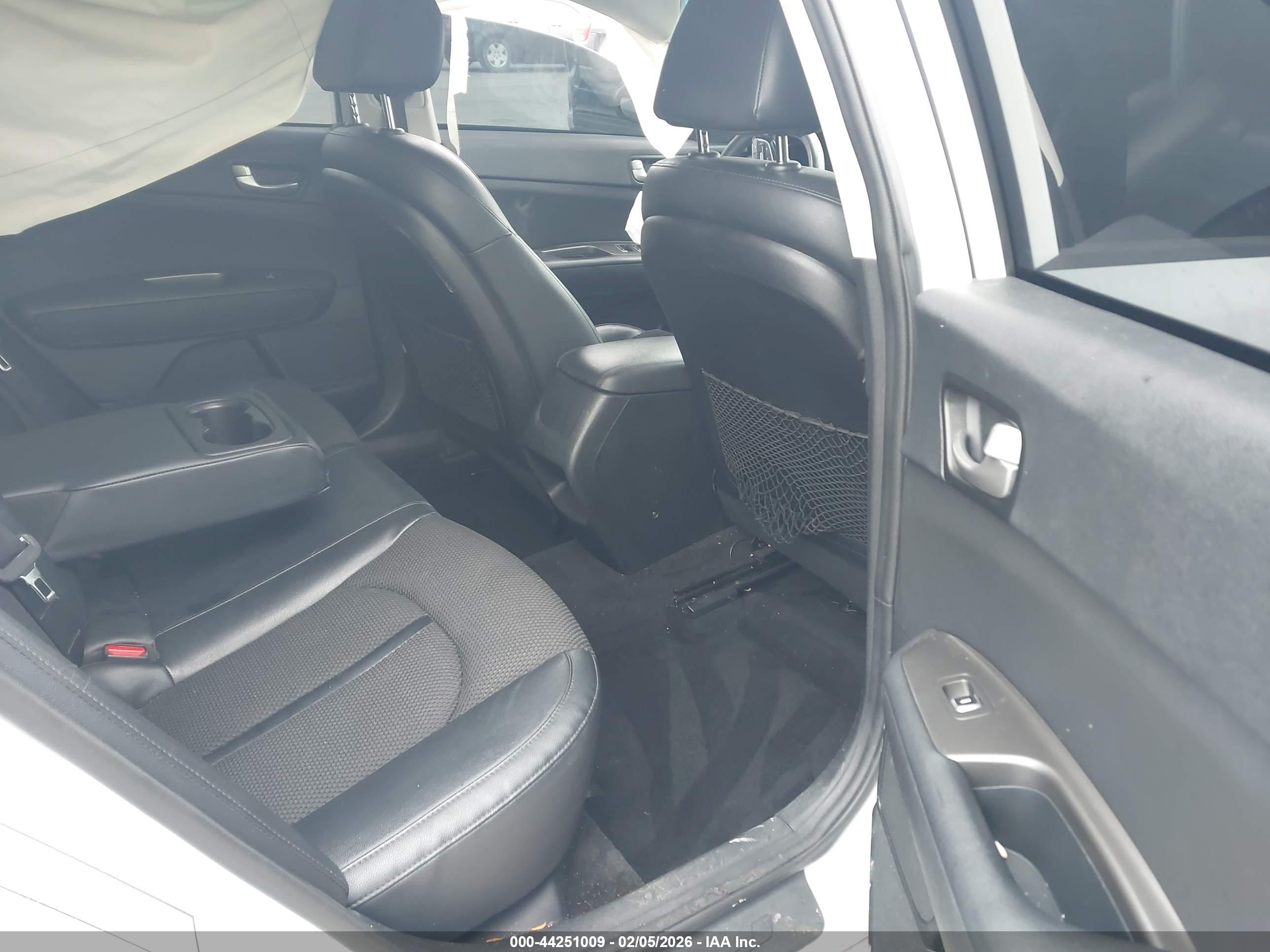 KIA OPTIMA image 8