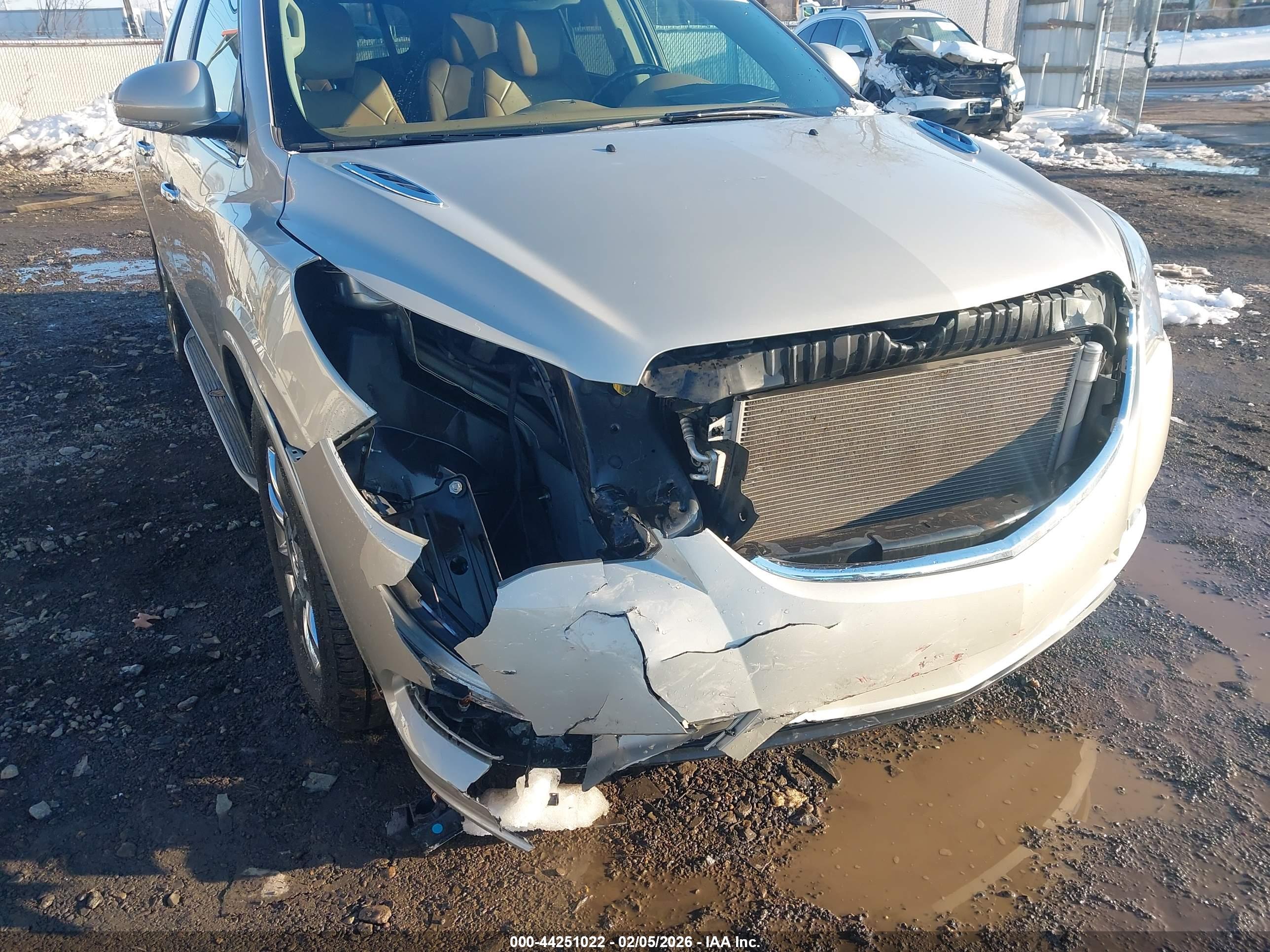 BUICK ENCLAVE image 6