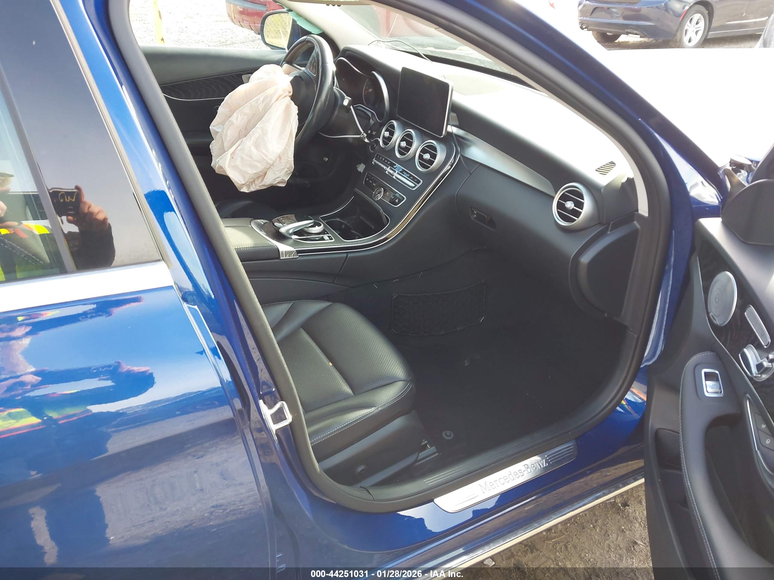 MERCEDES-BENZ C image 5