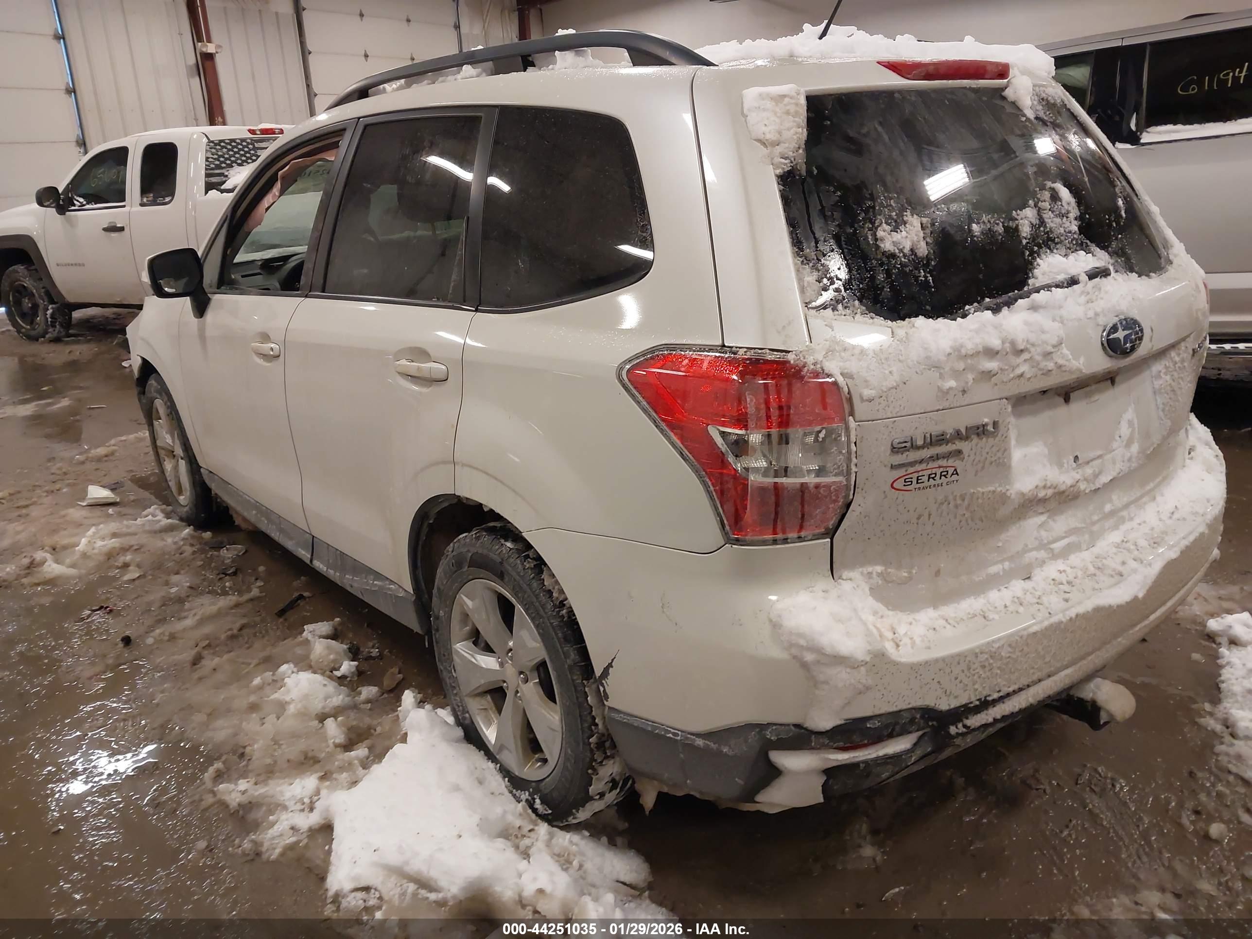 SUBARU FORESTER image 3