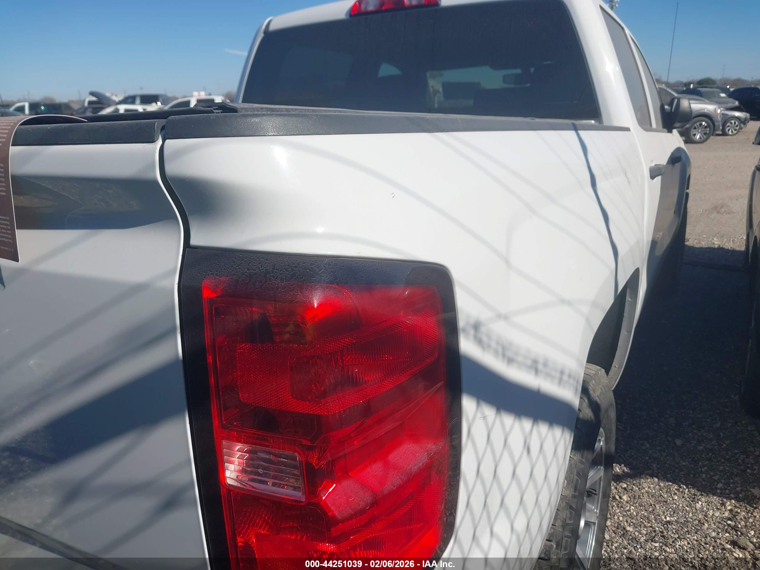 CHEVROLET SILVERADO image 4