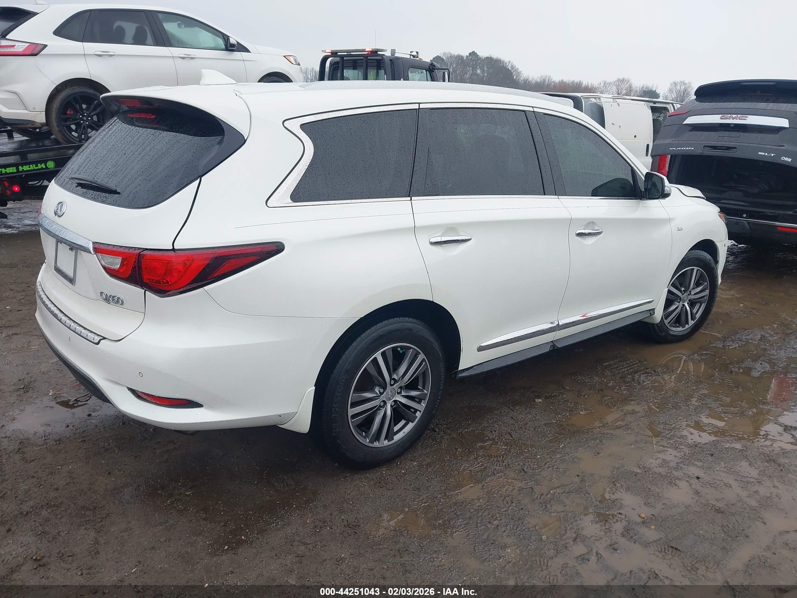 INFINITI QX60 image 4