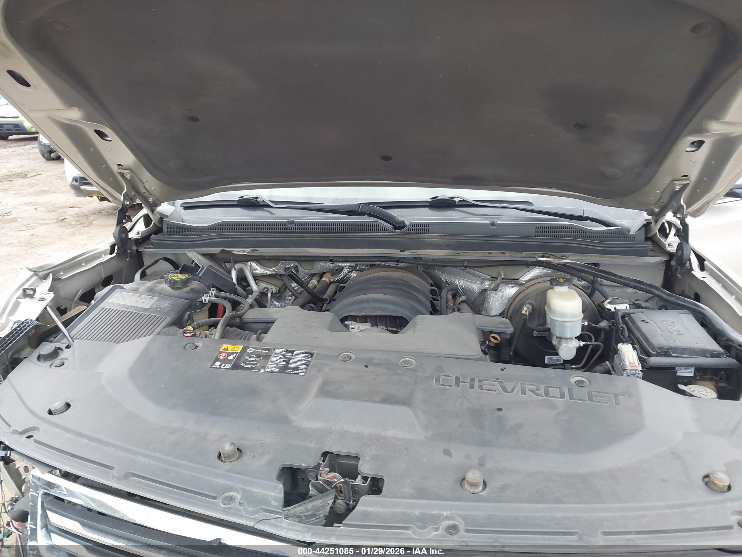 CHEVROLET TAHOE image 10