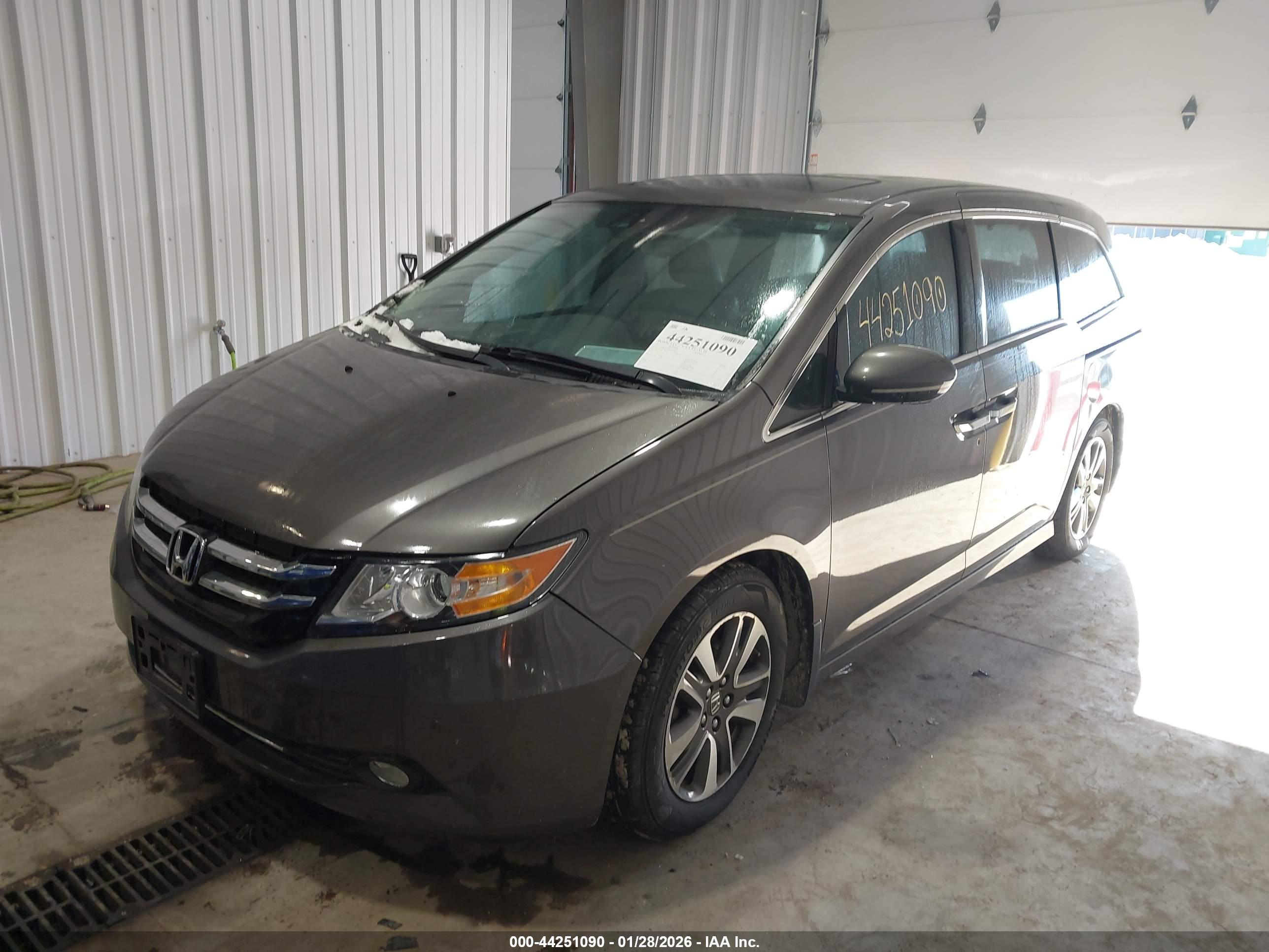 HONDA ODYSSEY image 2