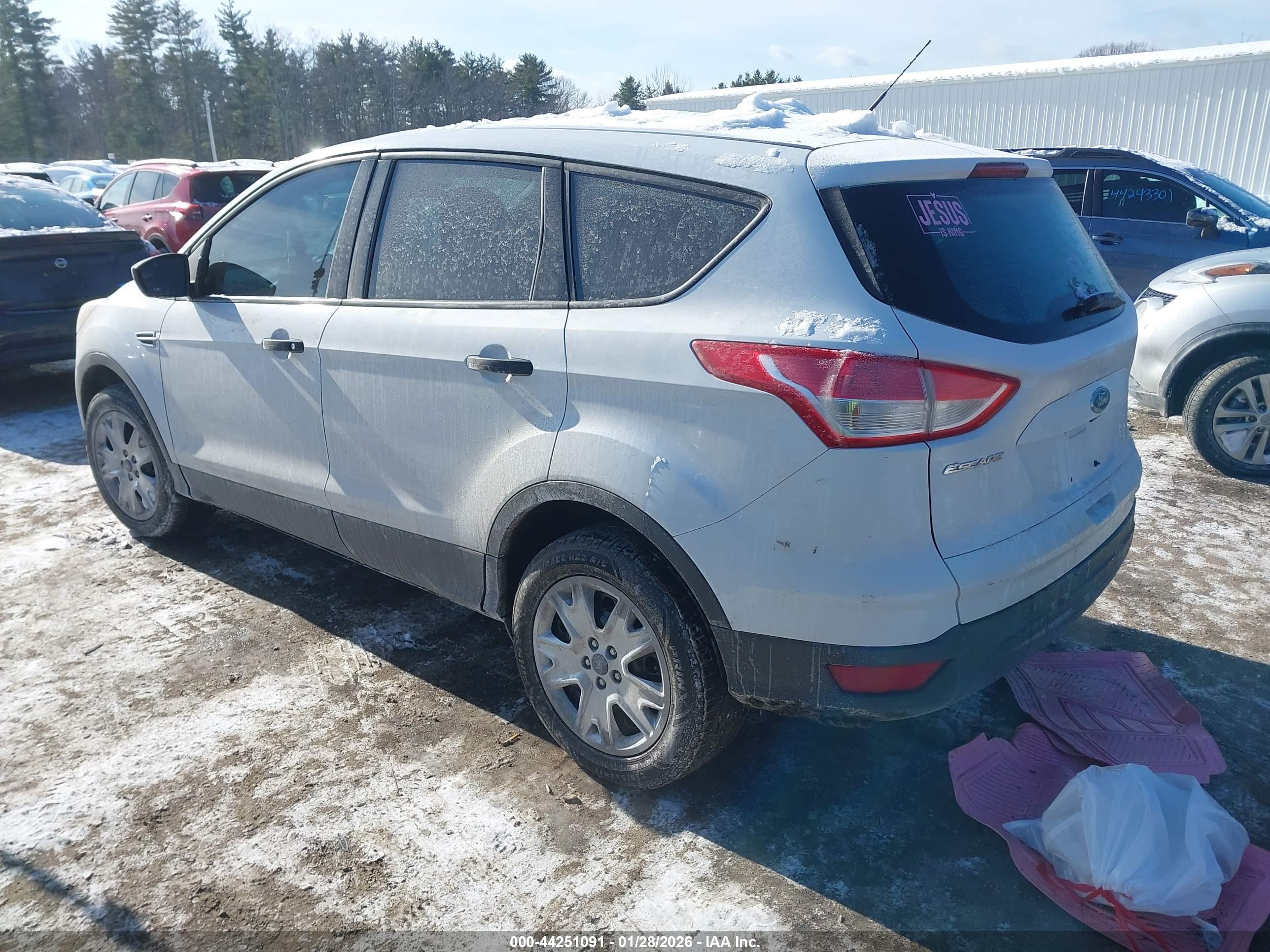 FORD ESCAPE image 3