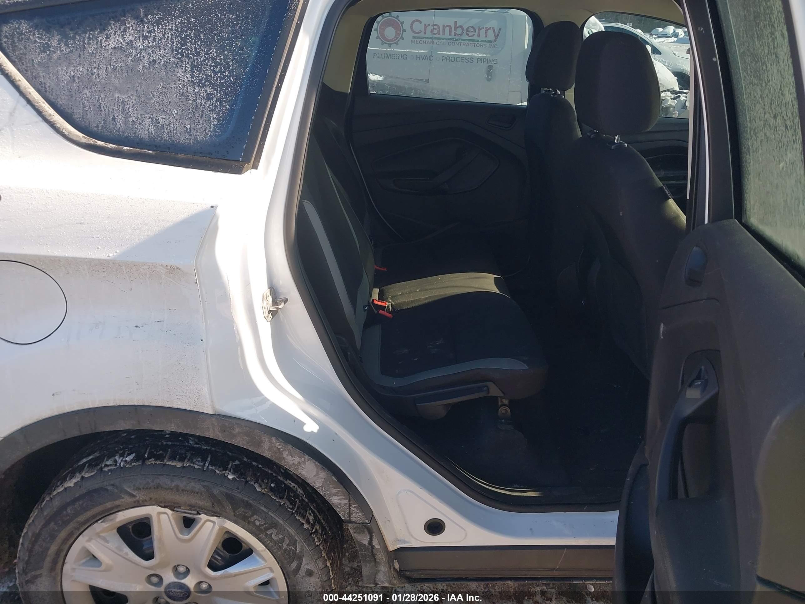 FORD ESCAPE image 8