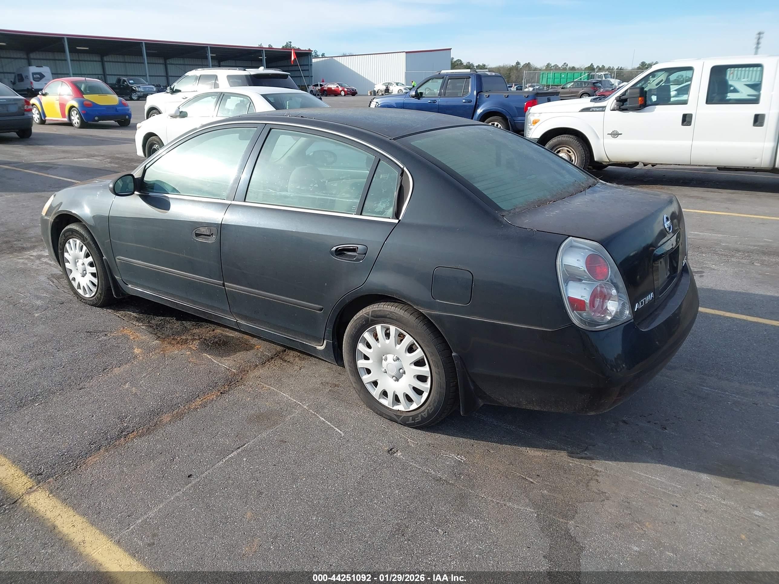 NISSAN ALTIMA image 3