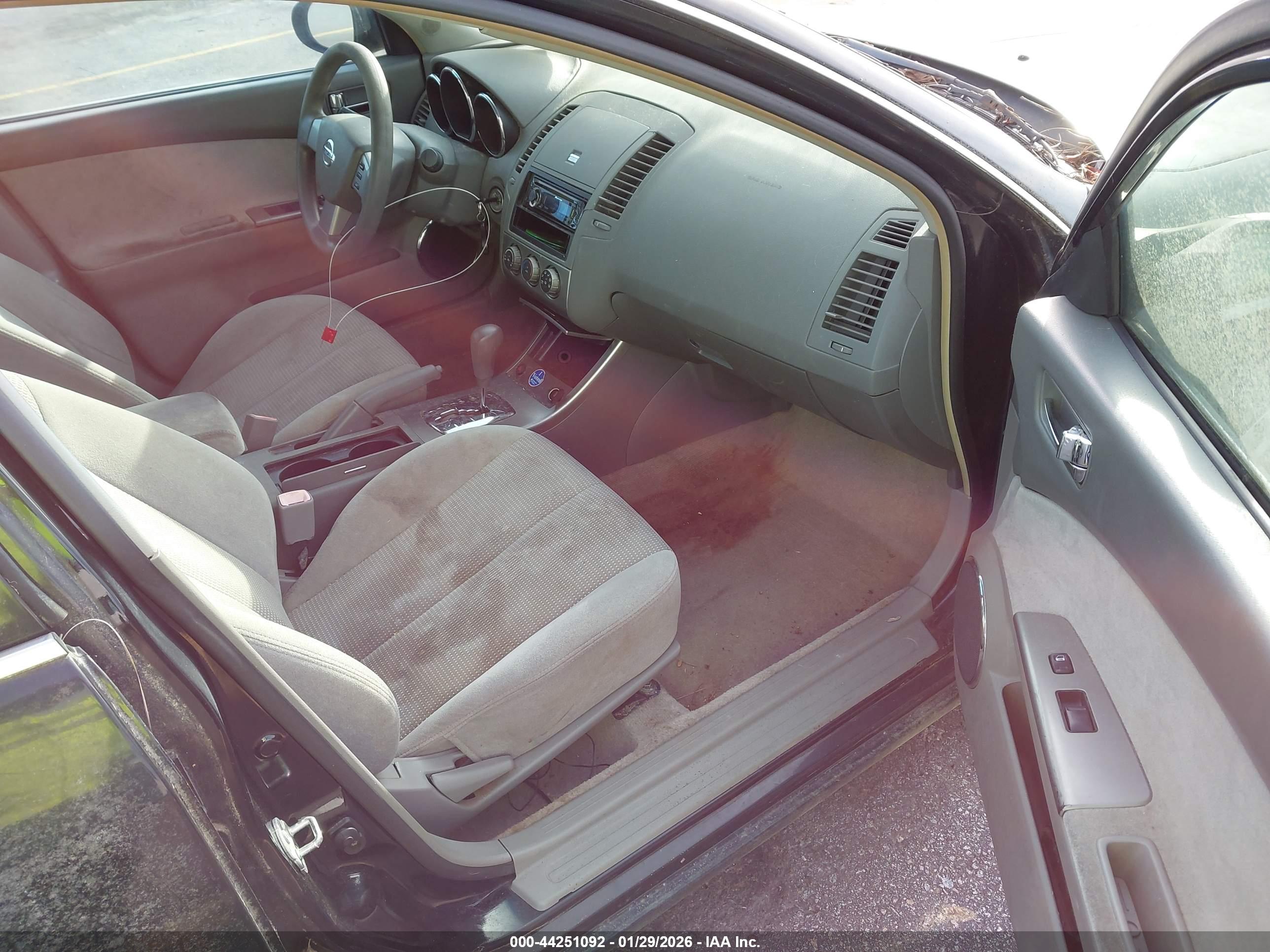 NISSAN ALTIMA image 5