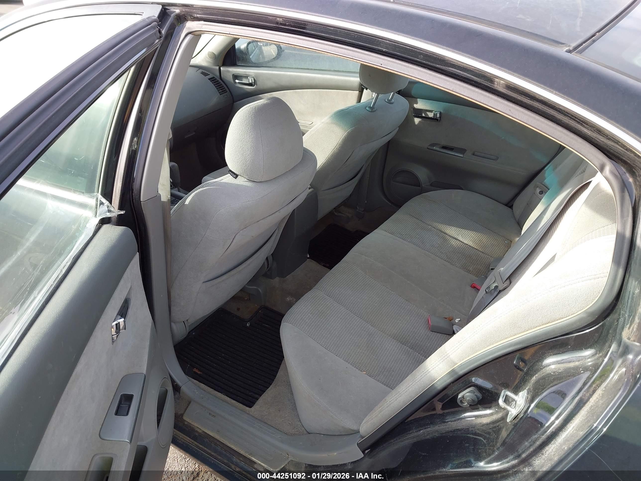 NISSAN ALTIMA image 8