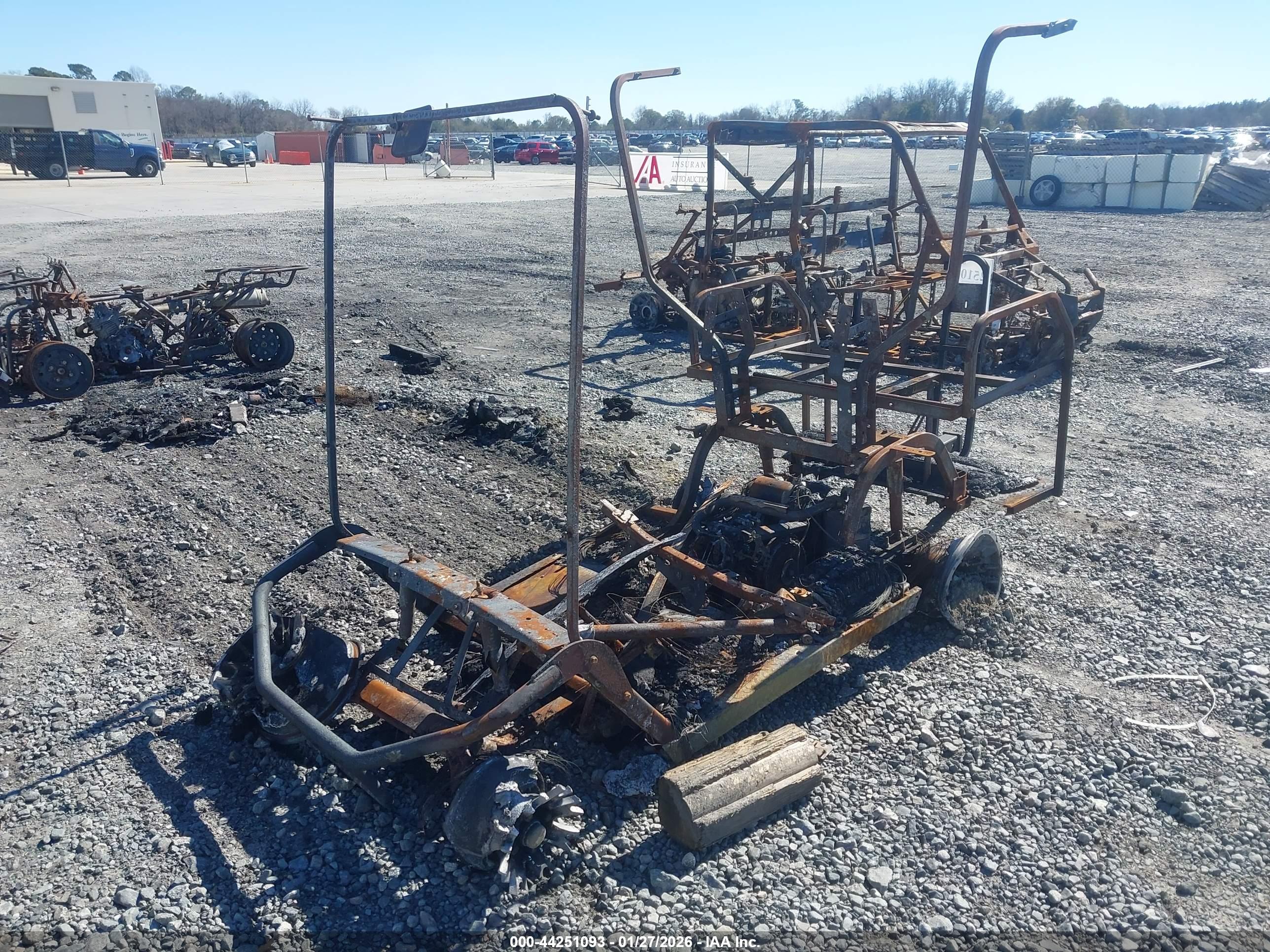 GOLF KART image 2
