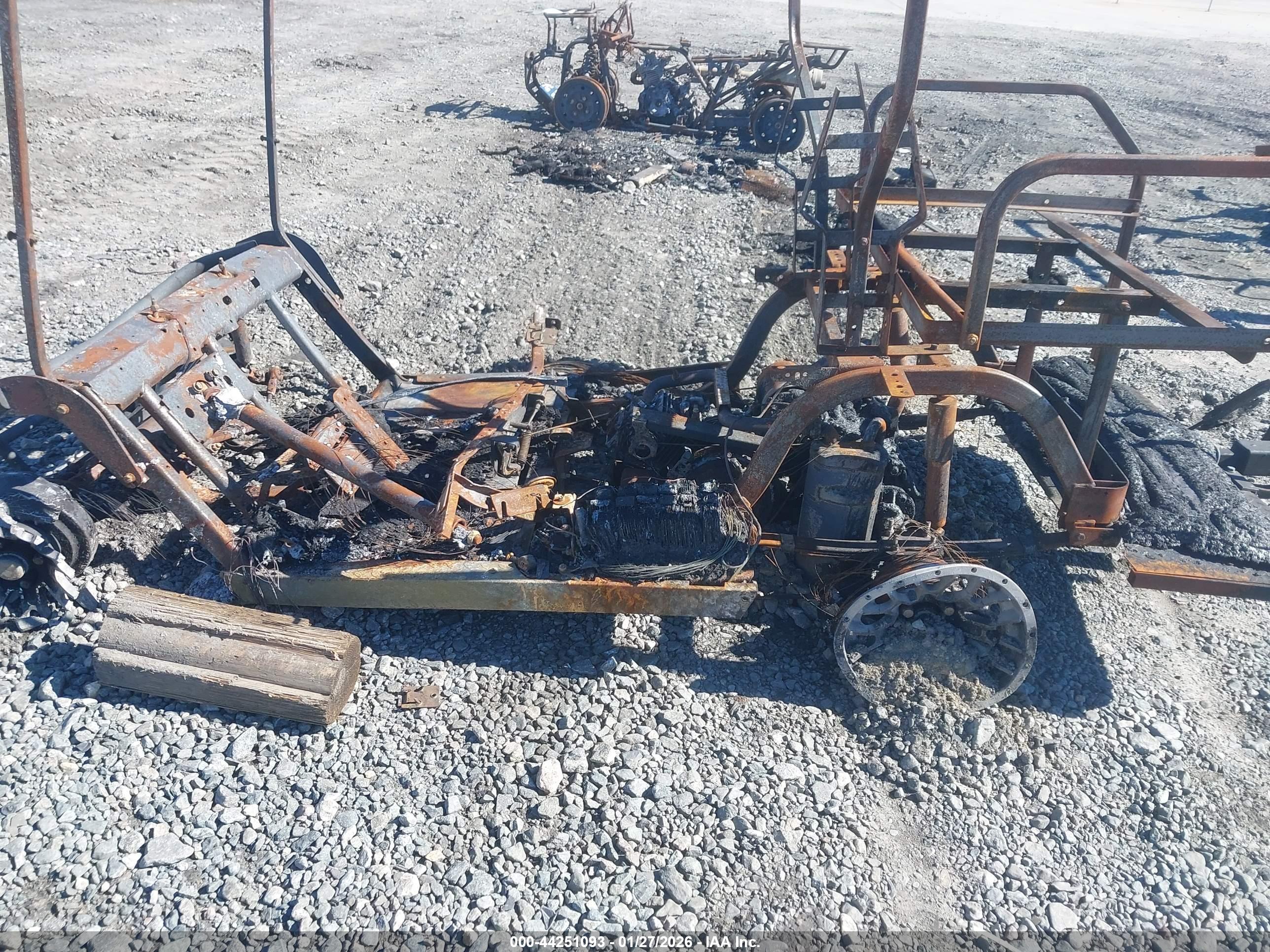 GOLF KART image 9