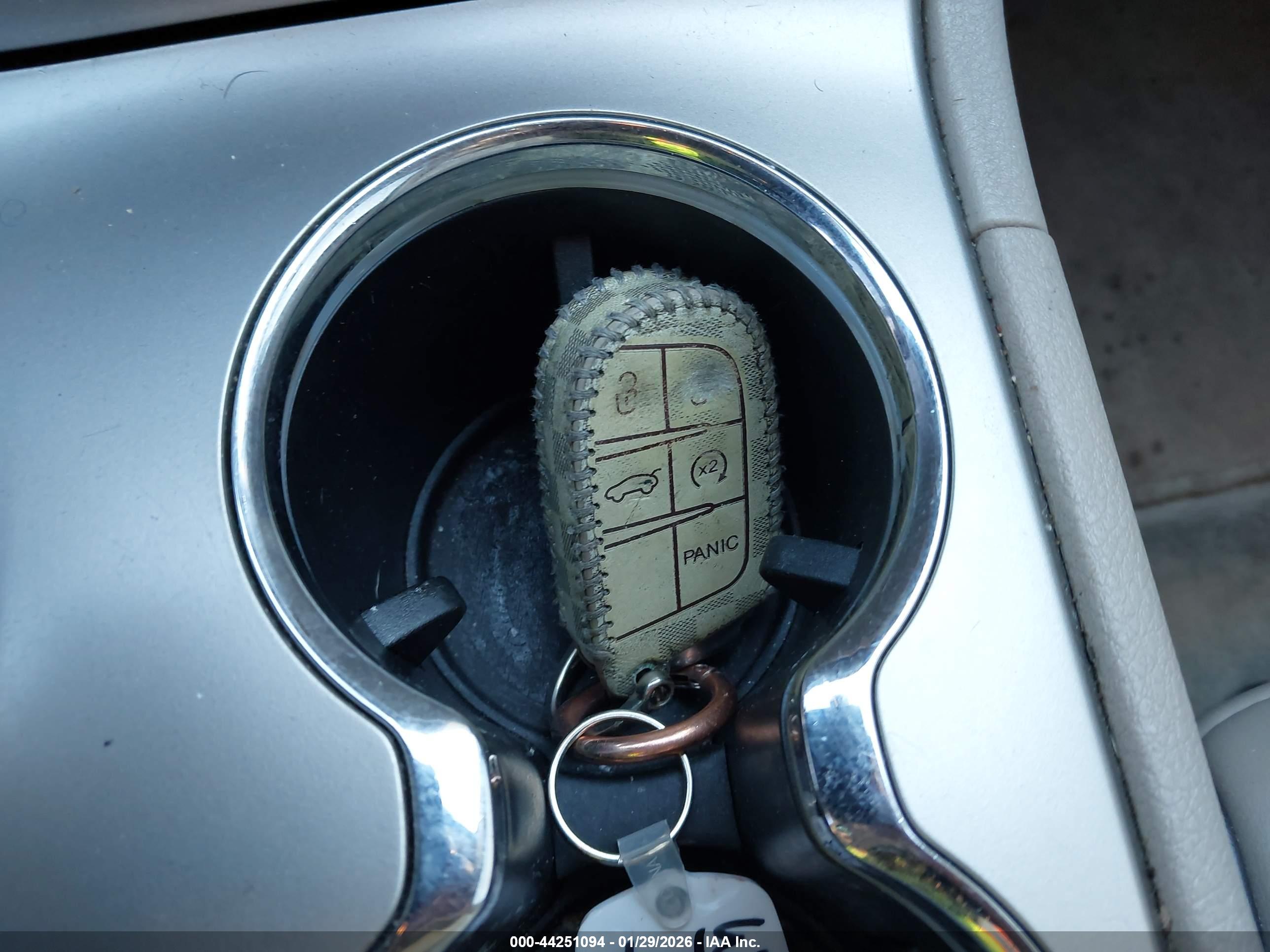 JEEP GRAND image 11
