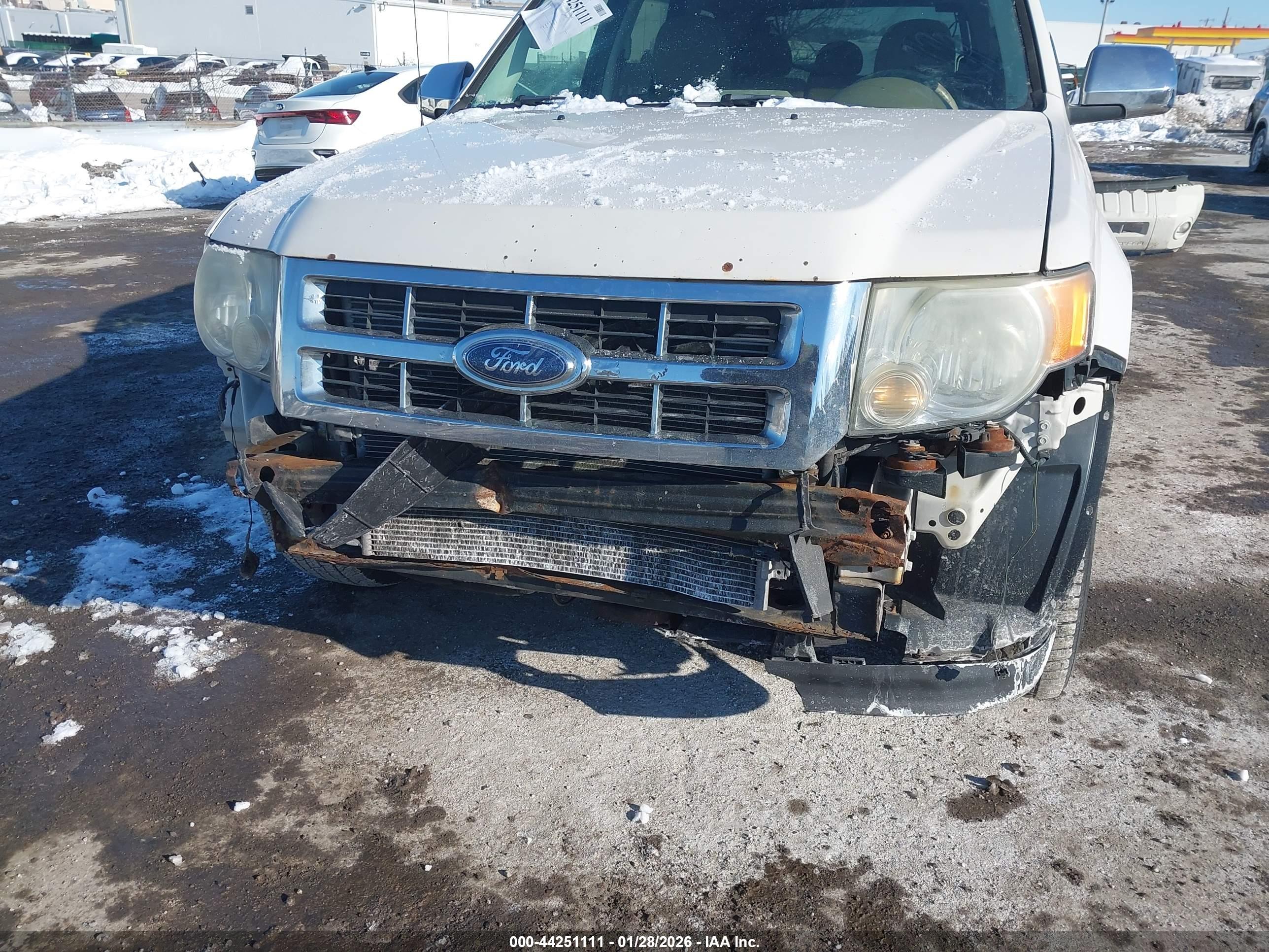 FORD ESCAPE image 6