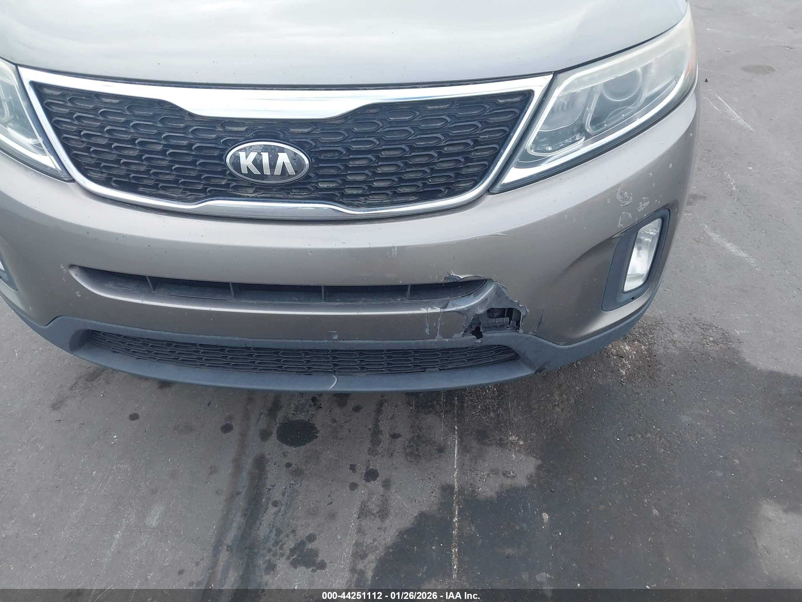 KIA SORENTO image 6