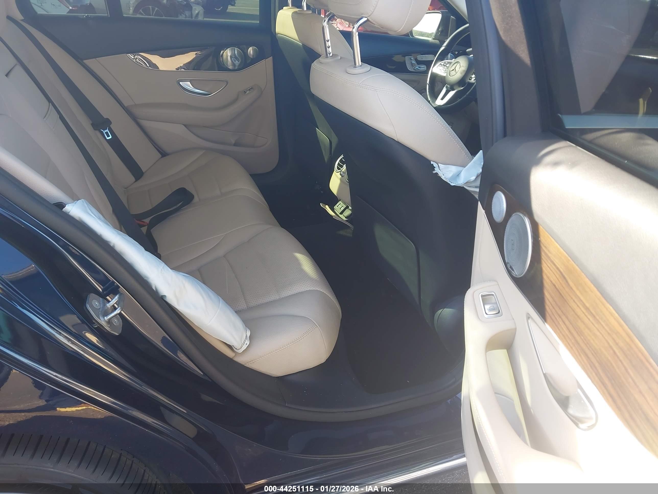 MERCEDES-BENZ C image 8