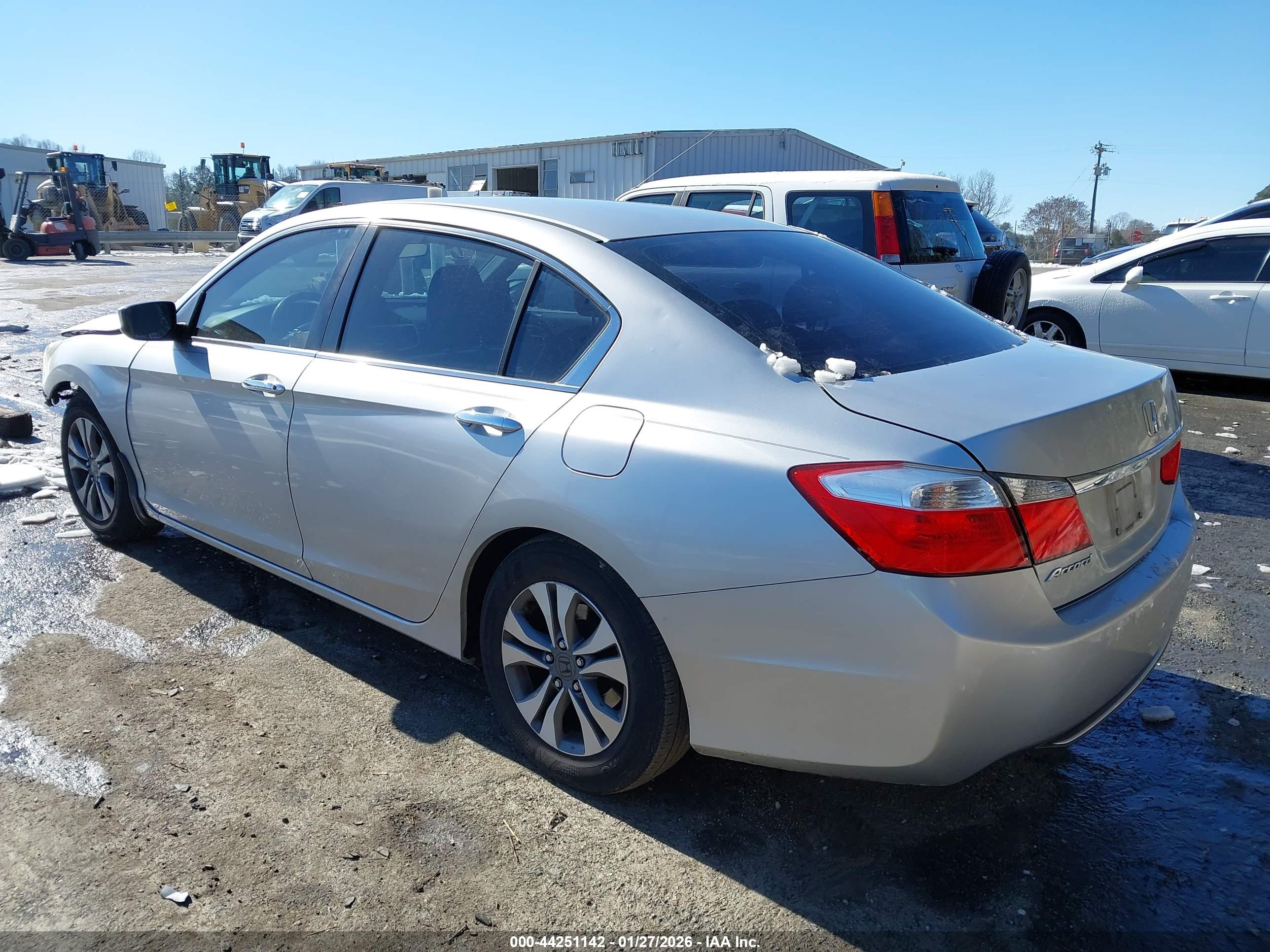 HONDA ACCORD image 3