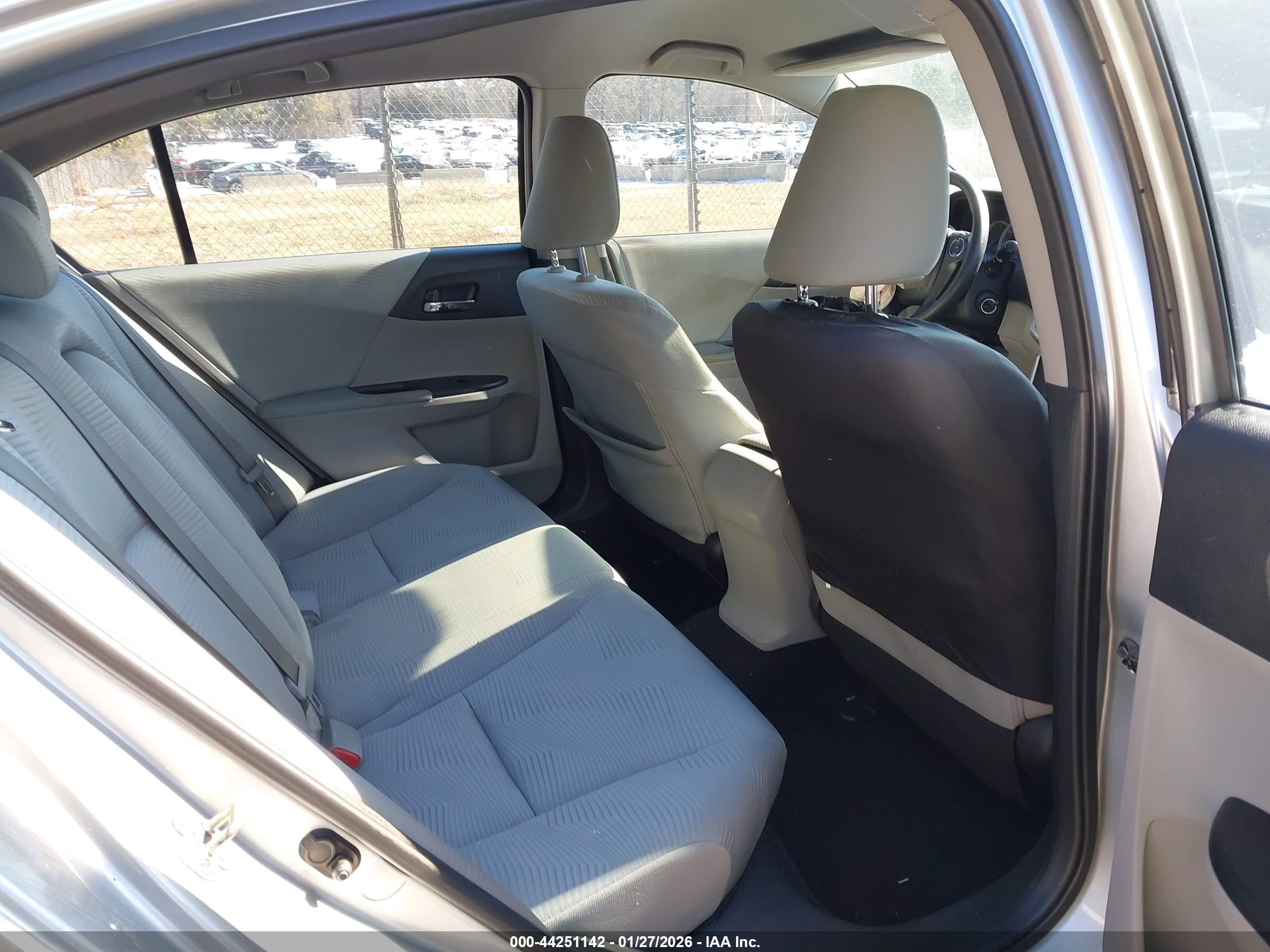 HONDA ACCORD image 8