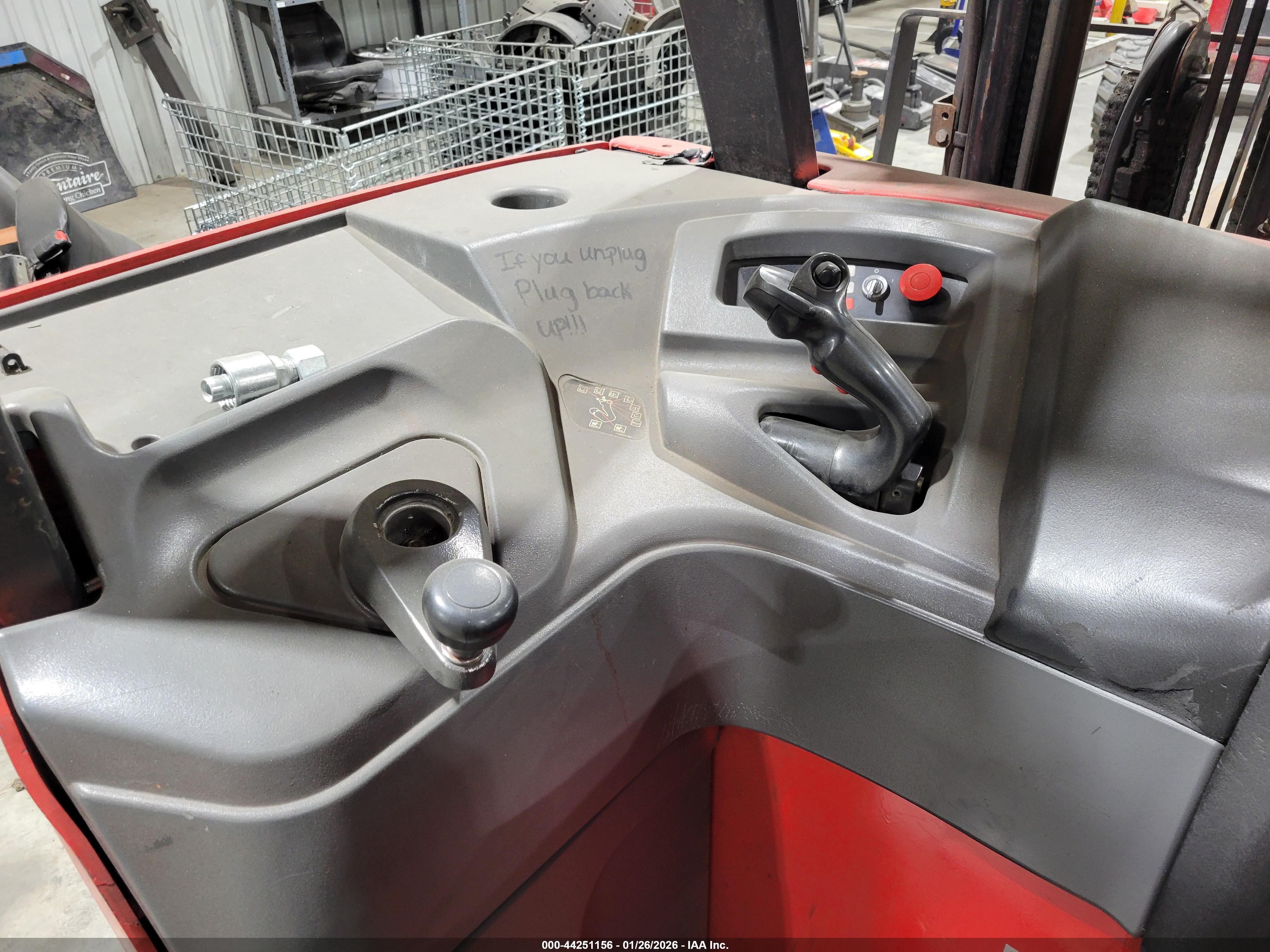 RAYMOND C30TT image 8