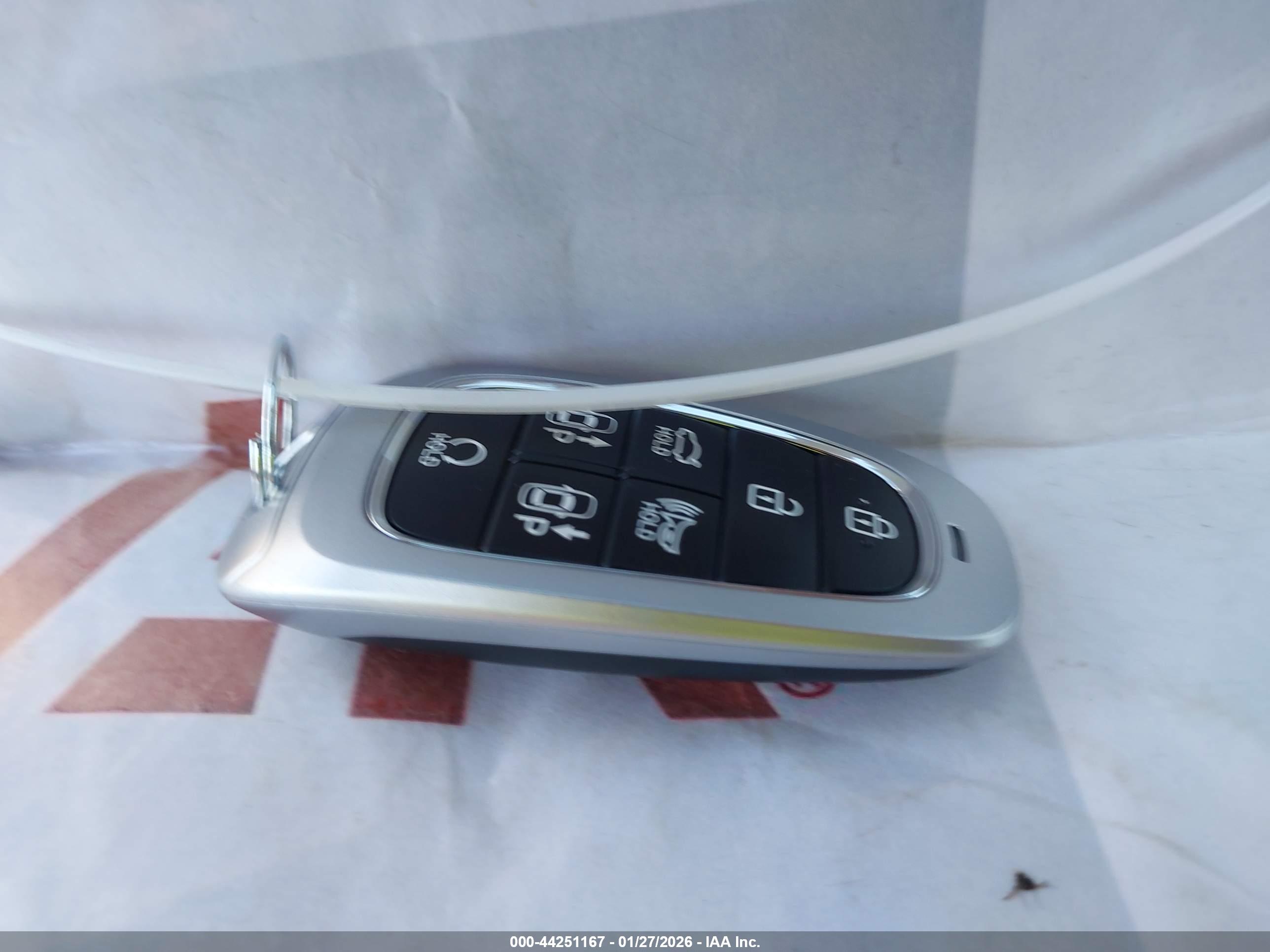 HYUNDAI SONATA image 11