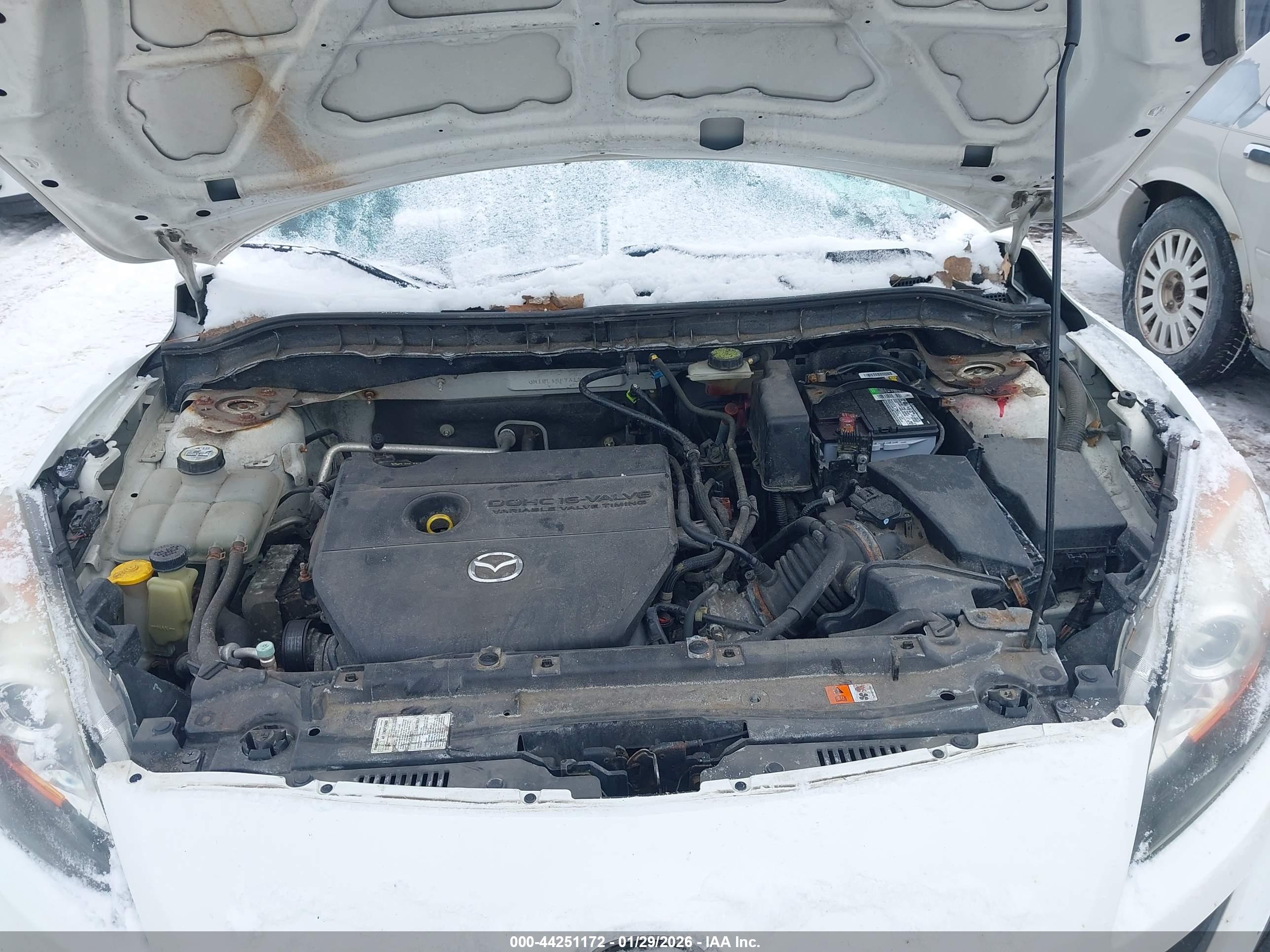 MAZDA MAZDA3 image 10