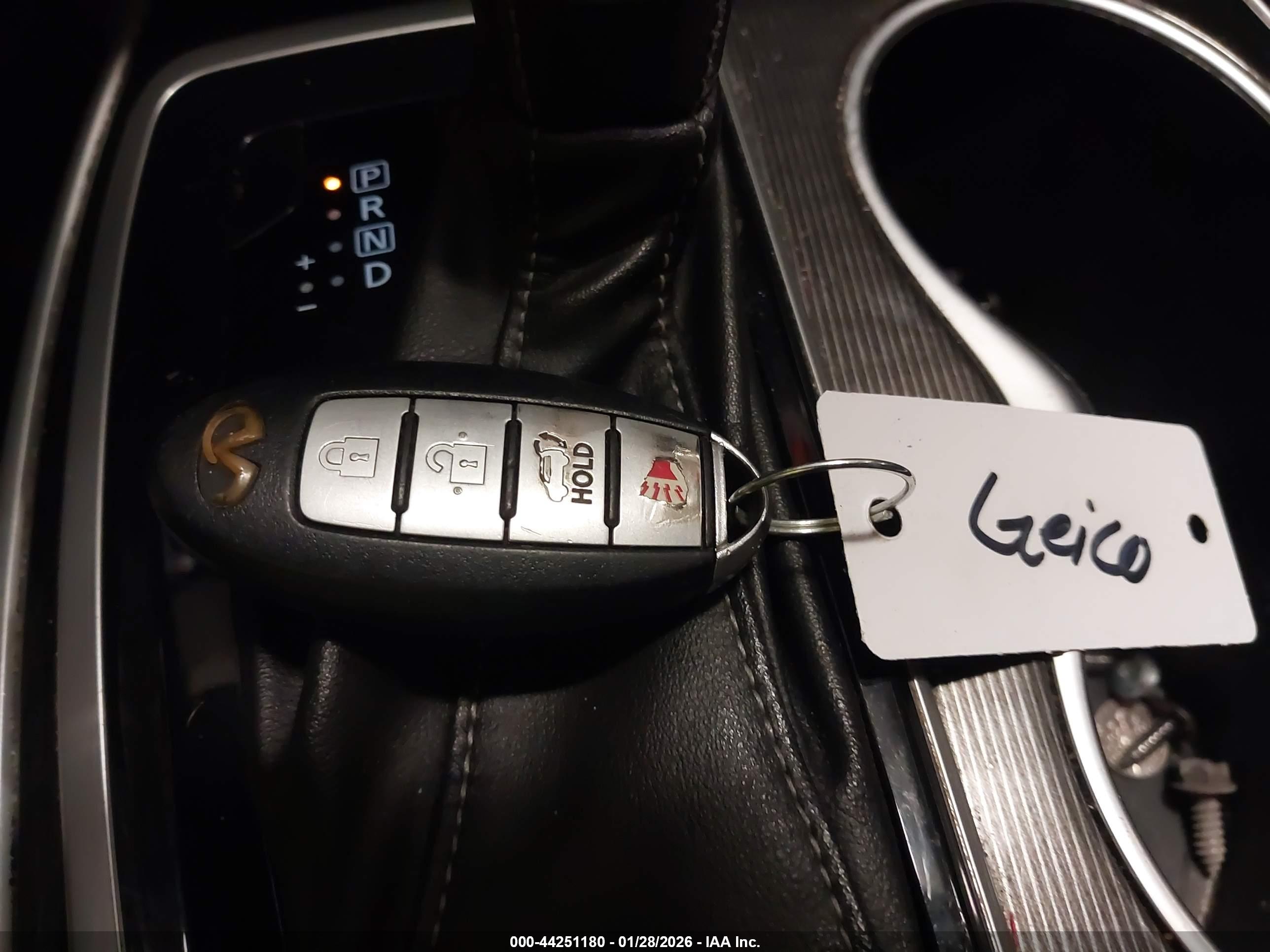 INFINITI QX60 image 11