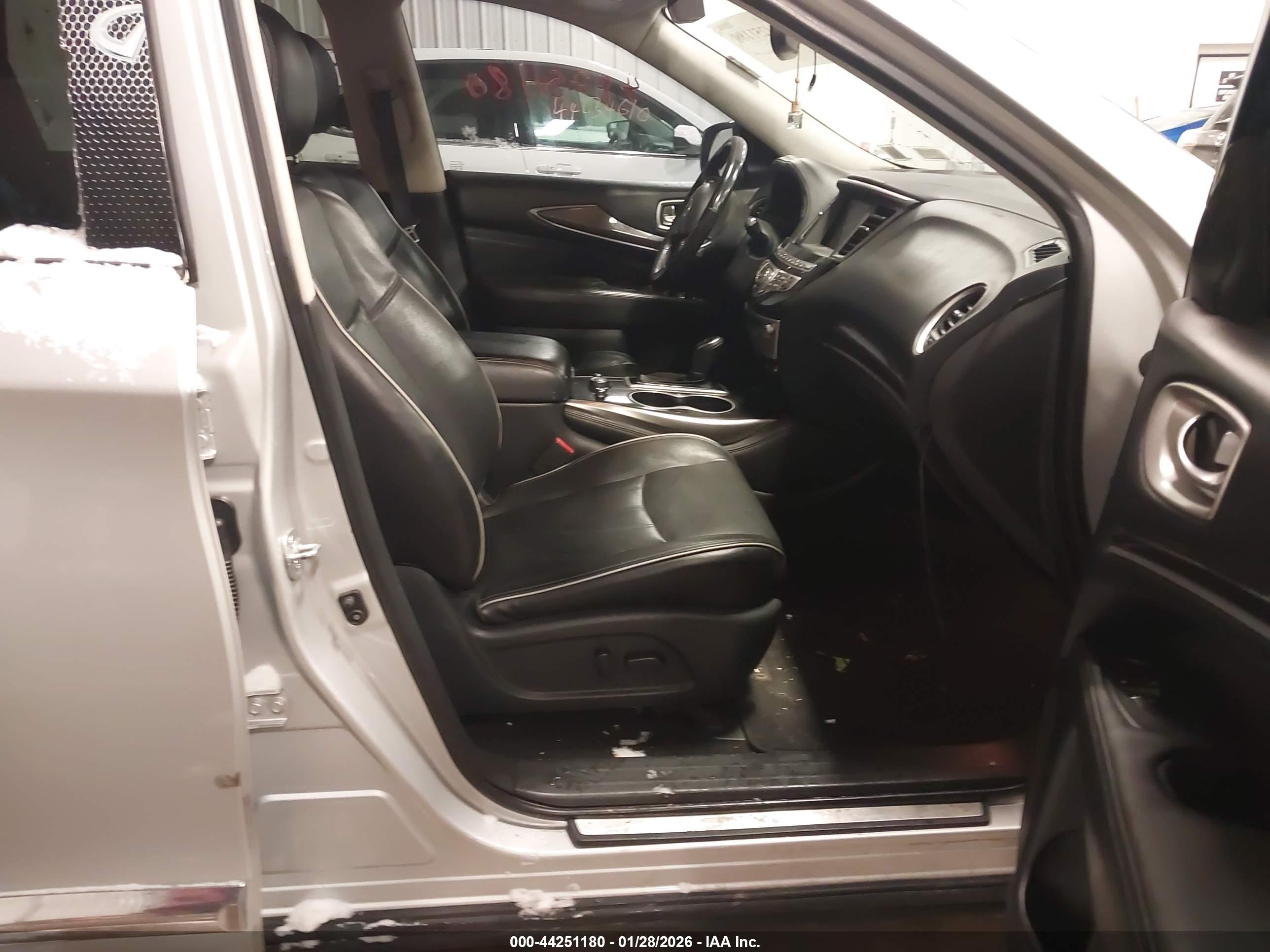 INFINITI QX60 image 5