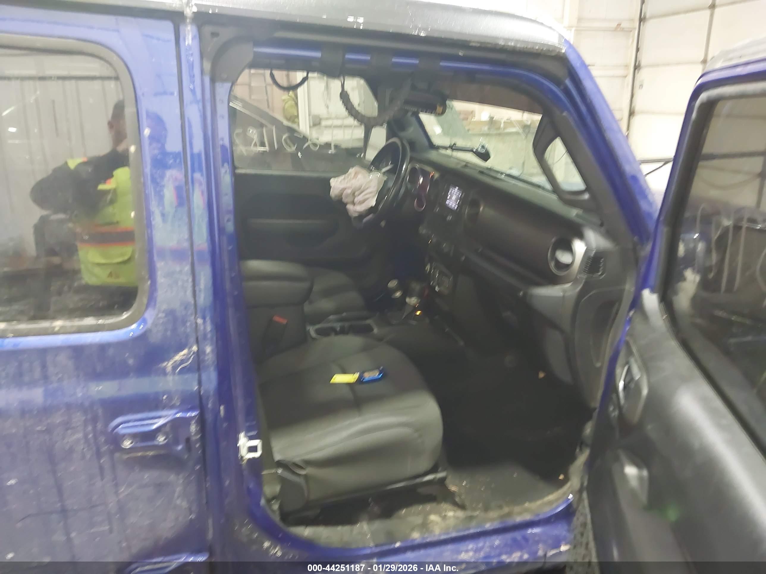 JEEP WRANGLER image 5
