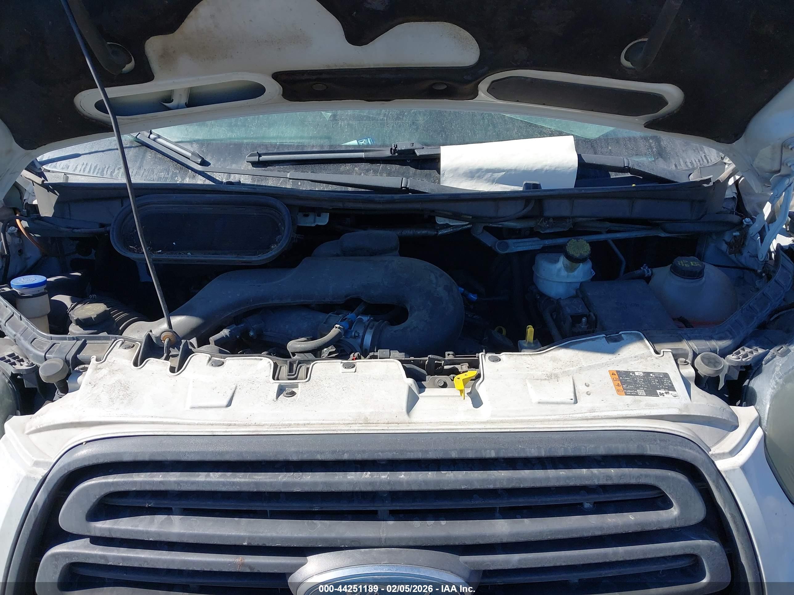 FORD TRANSIT-250 image 10