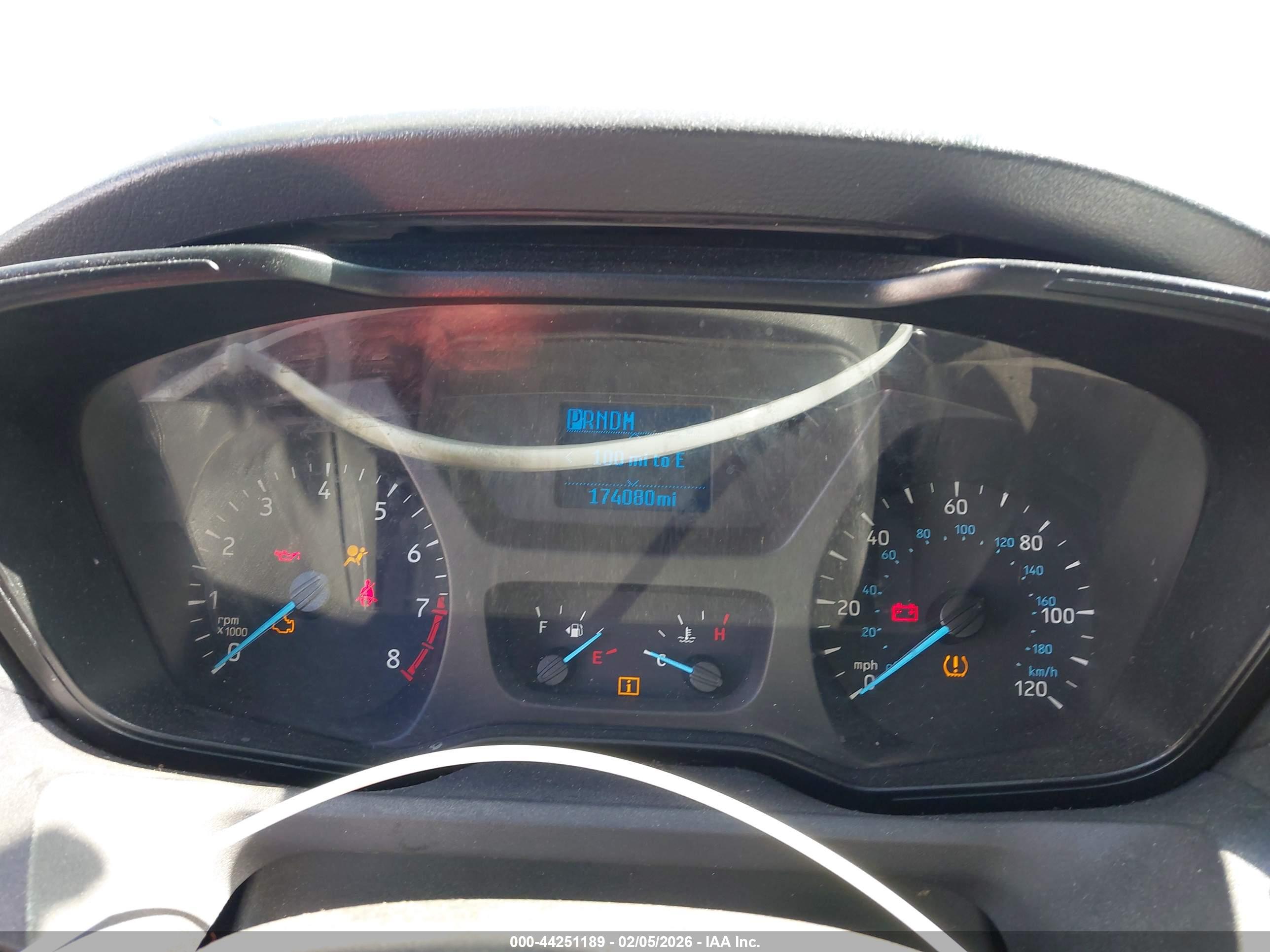 FORD TRANSIT-250 image 7