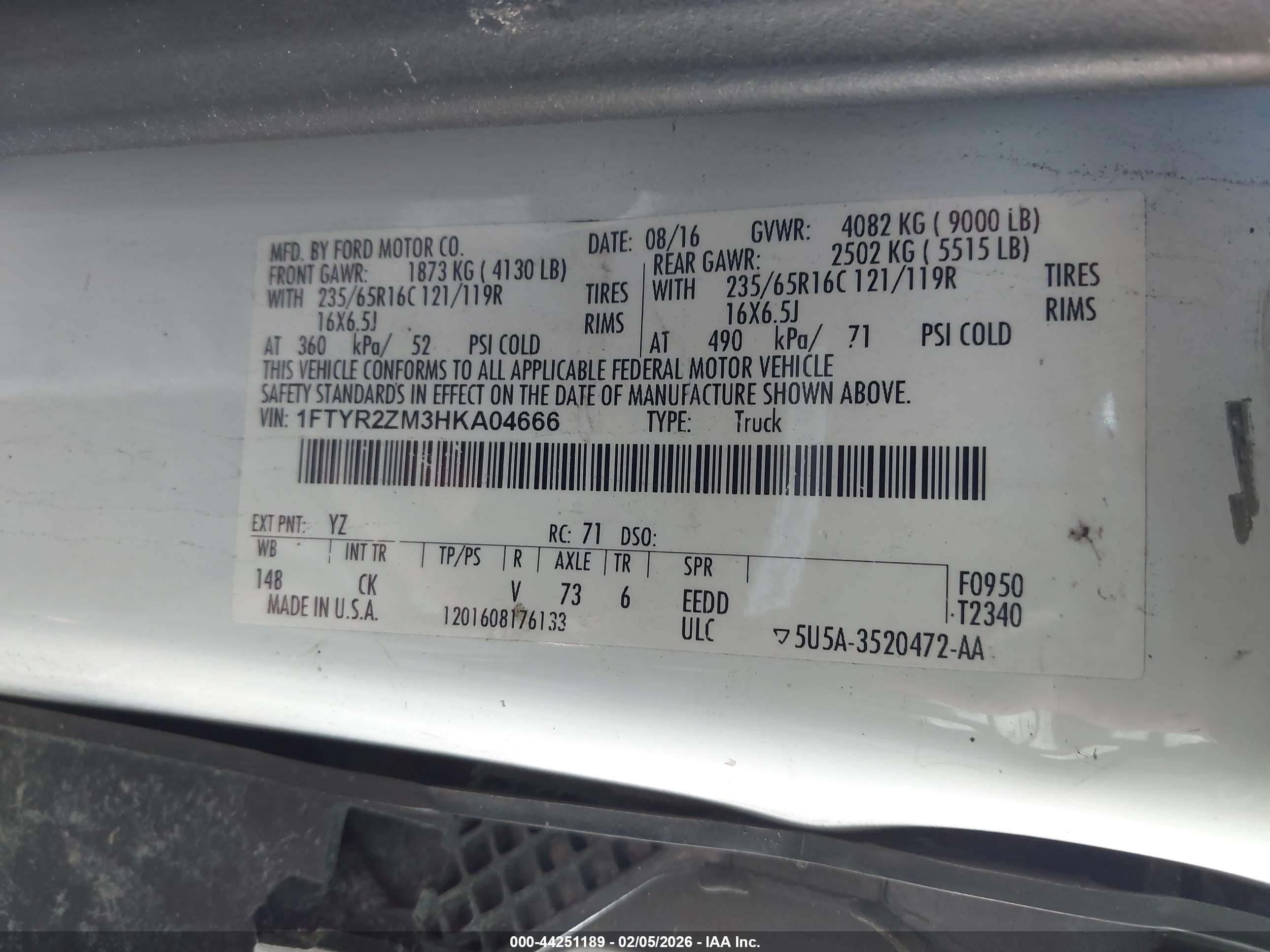 FORD TRANSIT-250 image 9