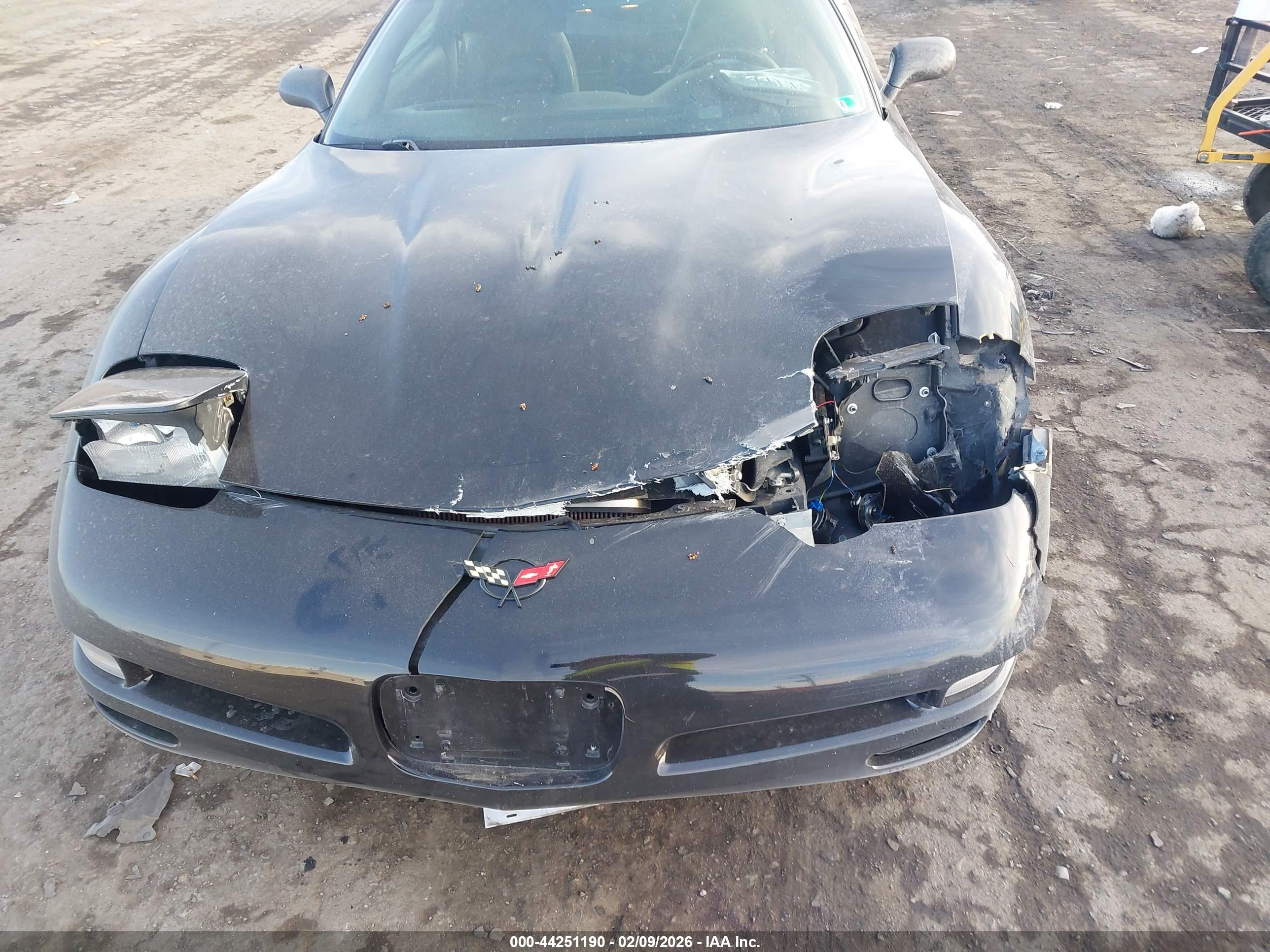 CHEVROLET CORVETTE image 6