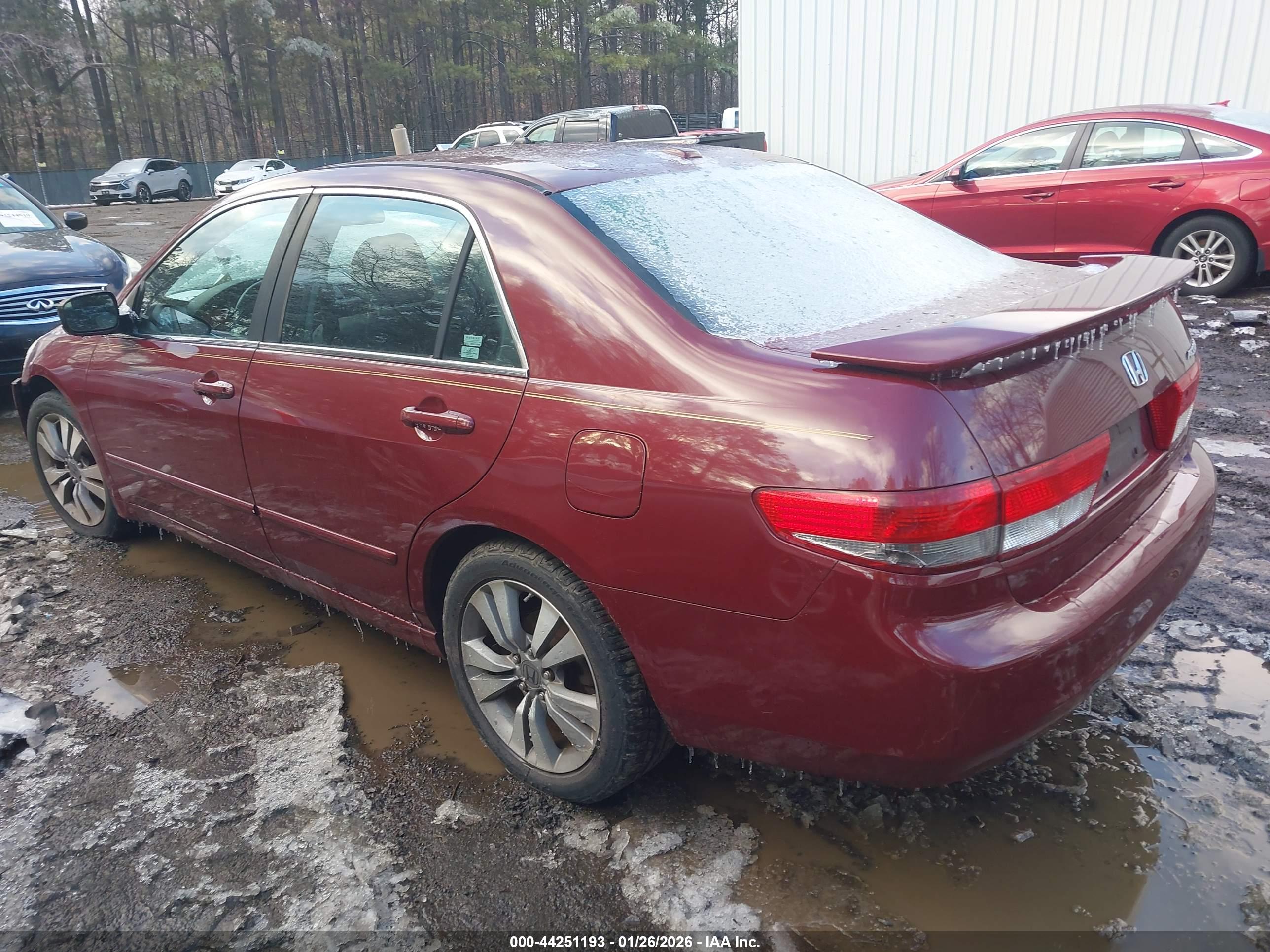 HONDA ACCORD image 3