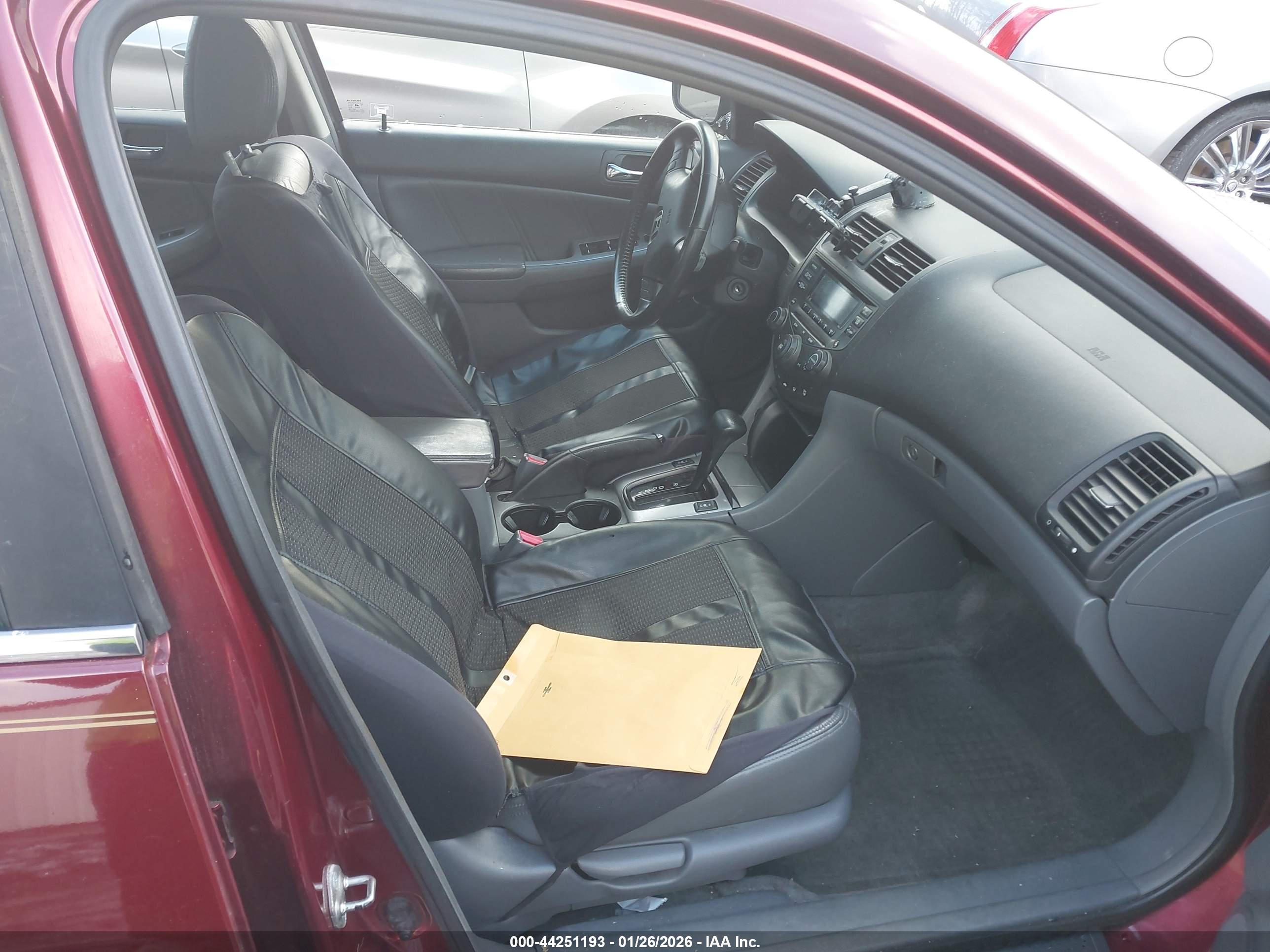 HONDA ACCORD image 5