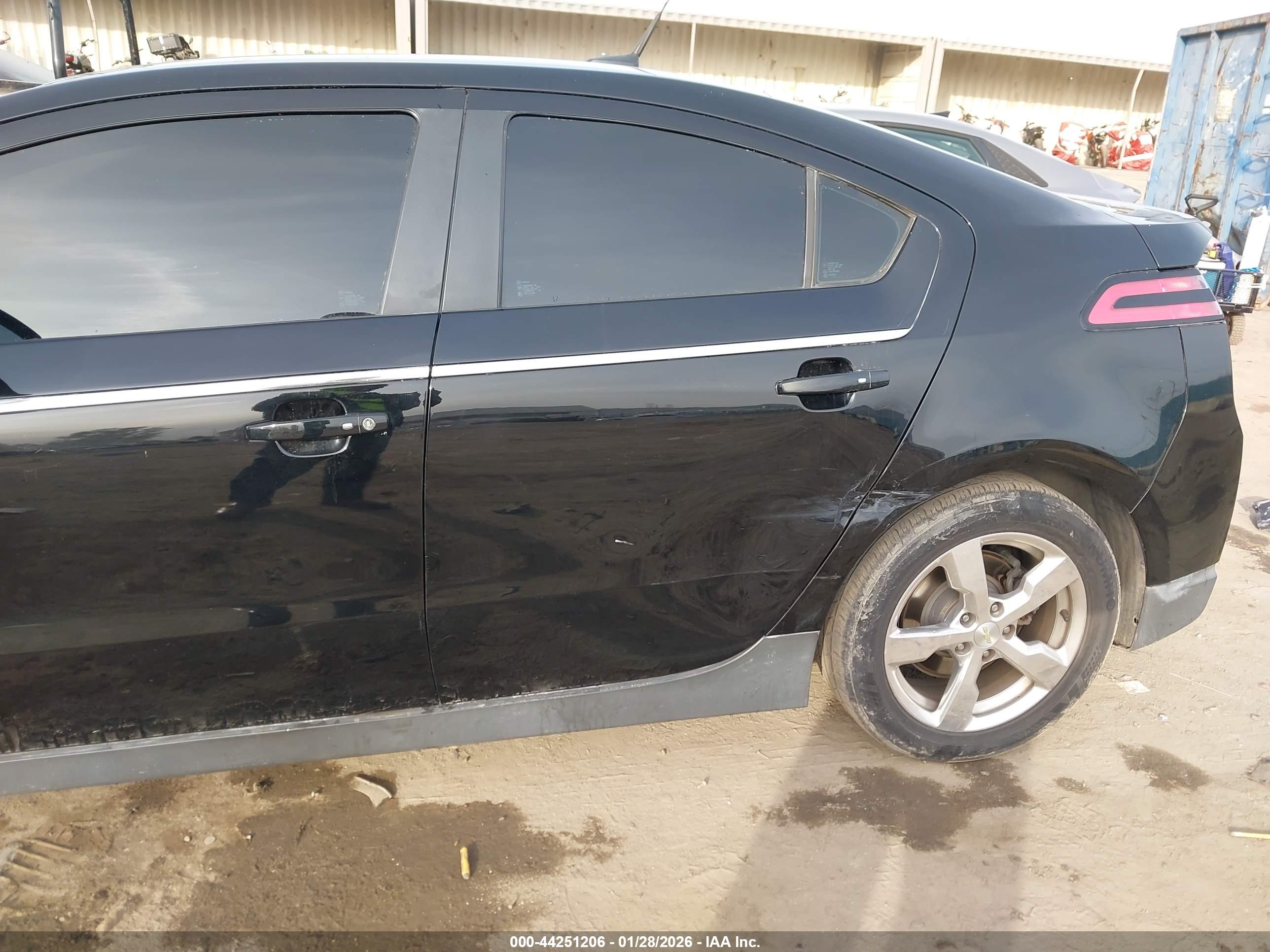 CHEVROLET VOLT image 6
