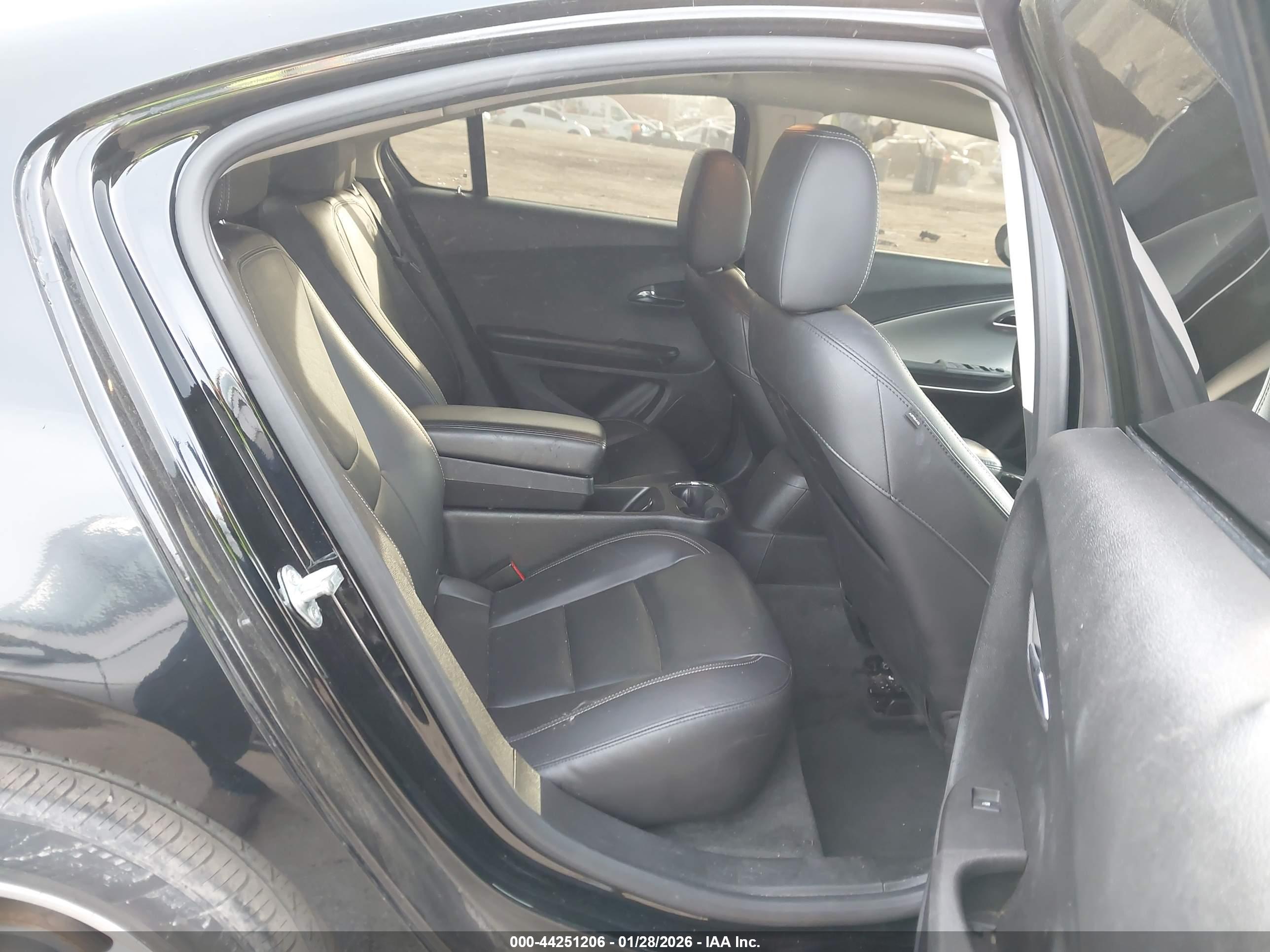 CHEVROLET VOLT image 8