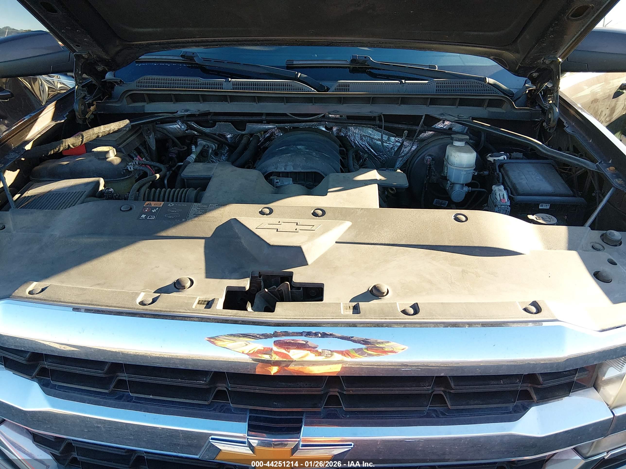 CHEVROLET SILVERADO image 10
