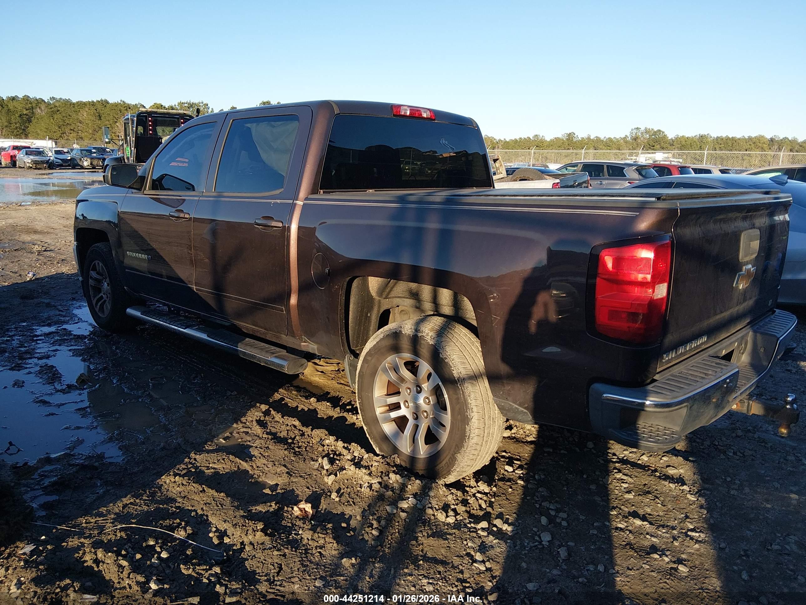 CHEVROLET SILVERADO image 3