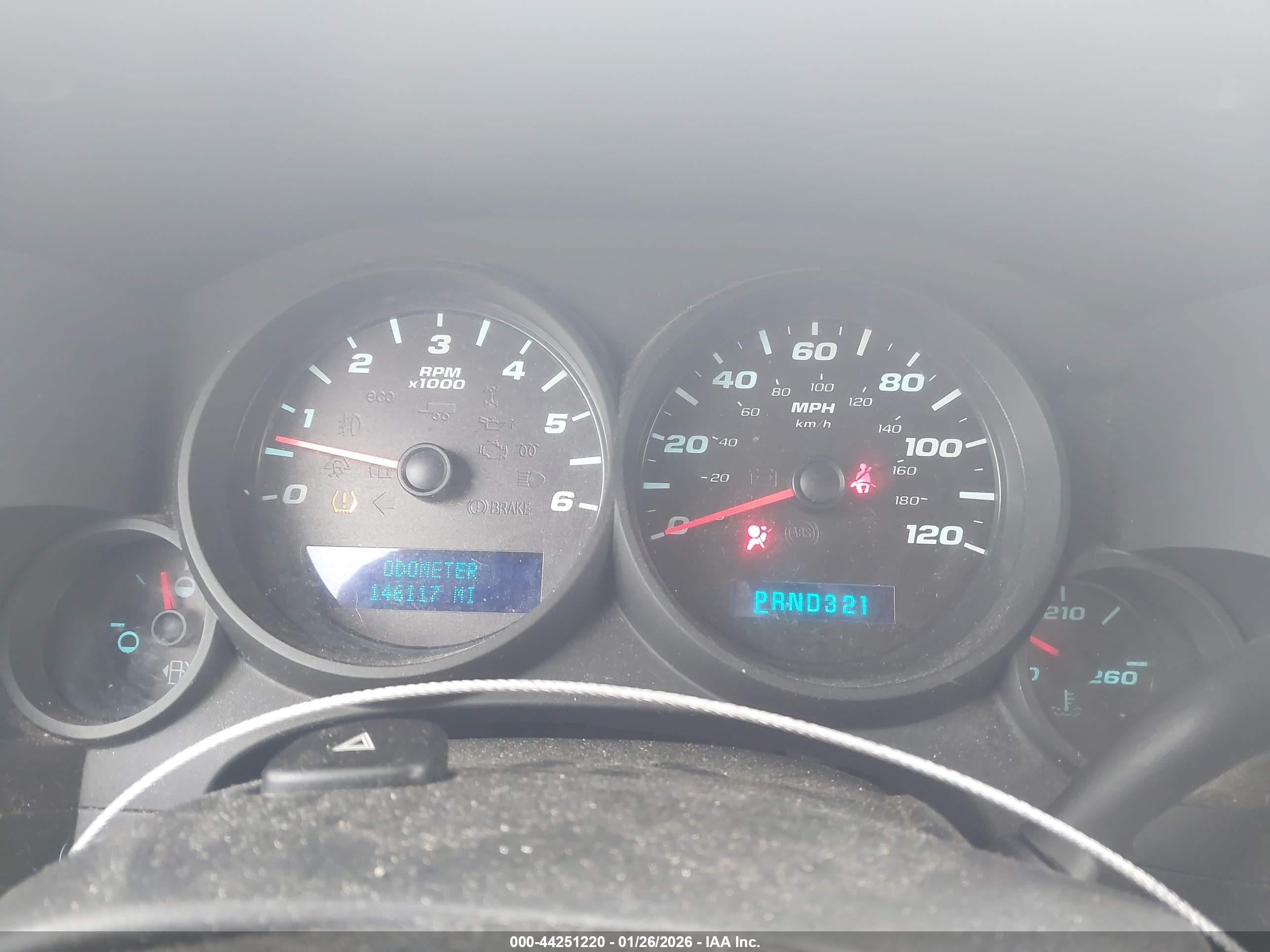 CHEVROLET SILVERADO image 7