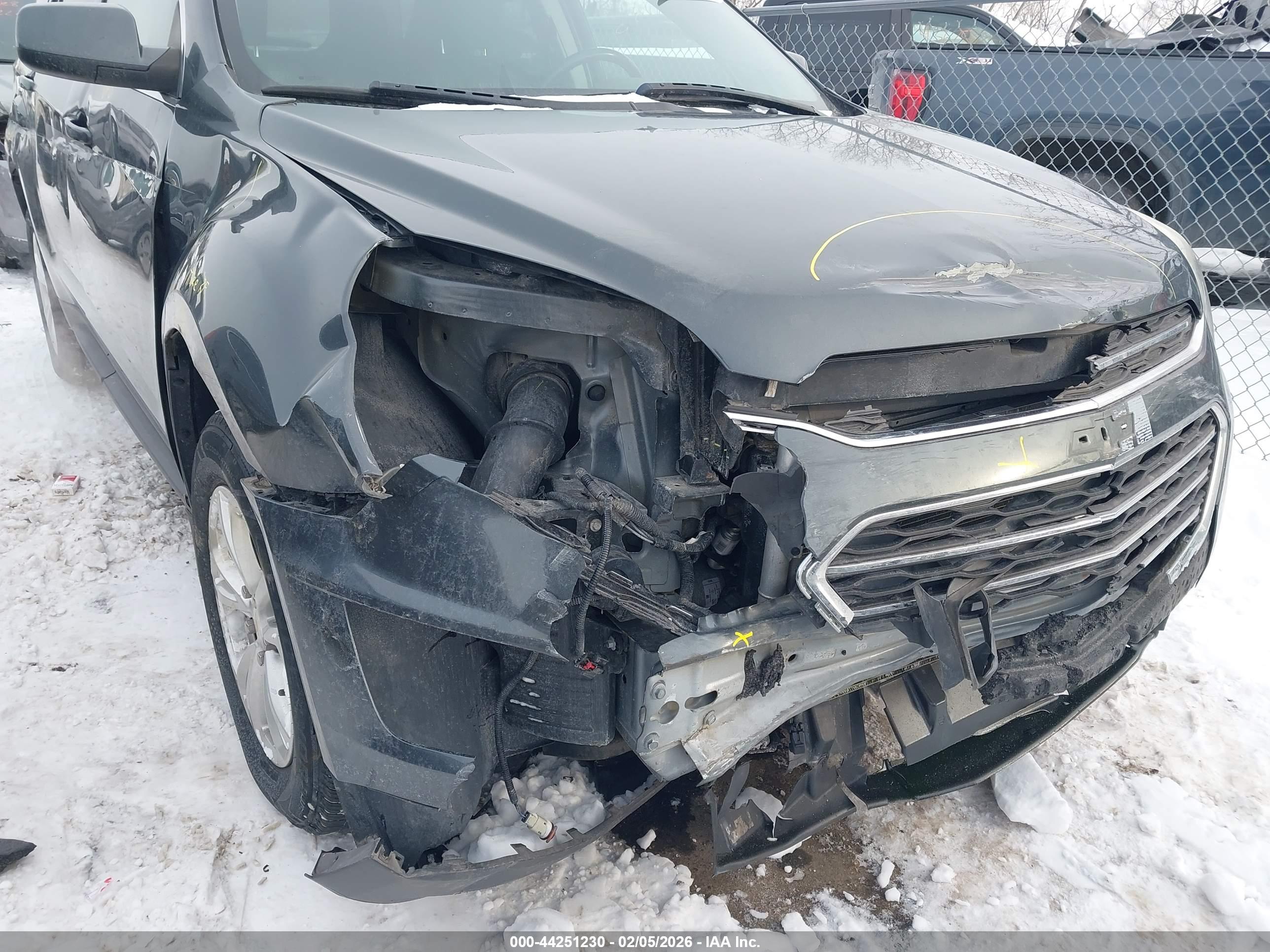 CHEVROLET EQUINOX image 6