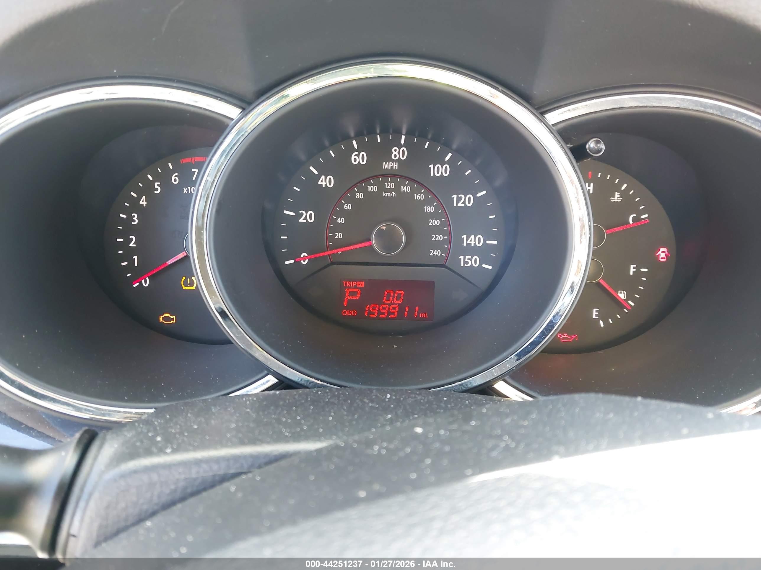 KIA SORENTO image 7