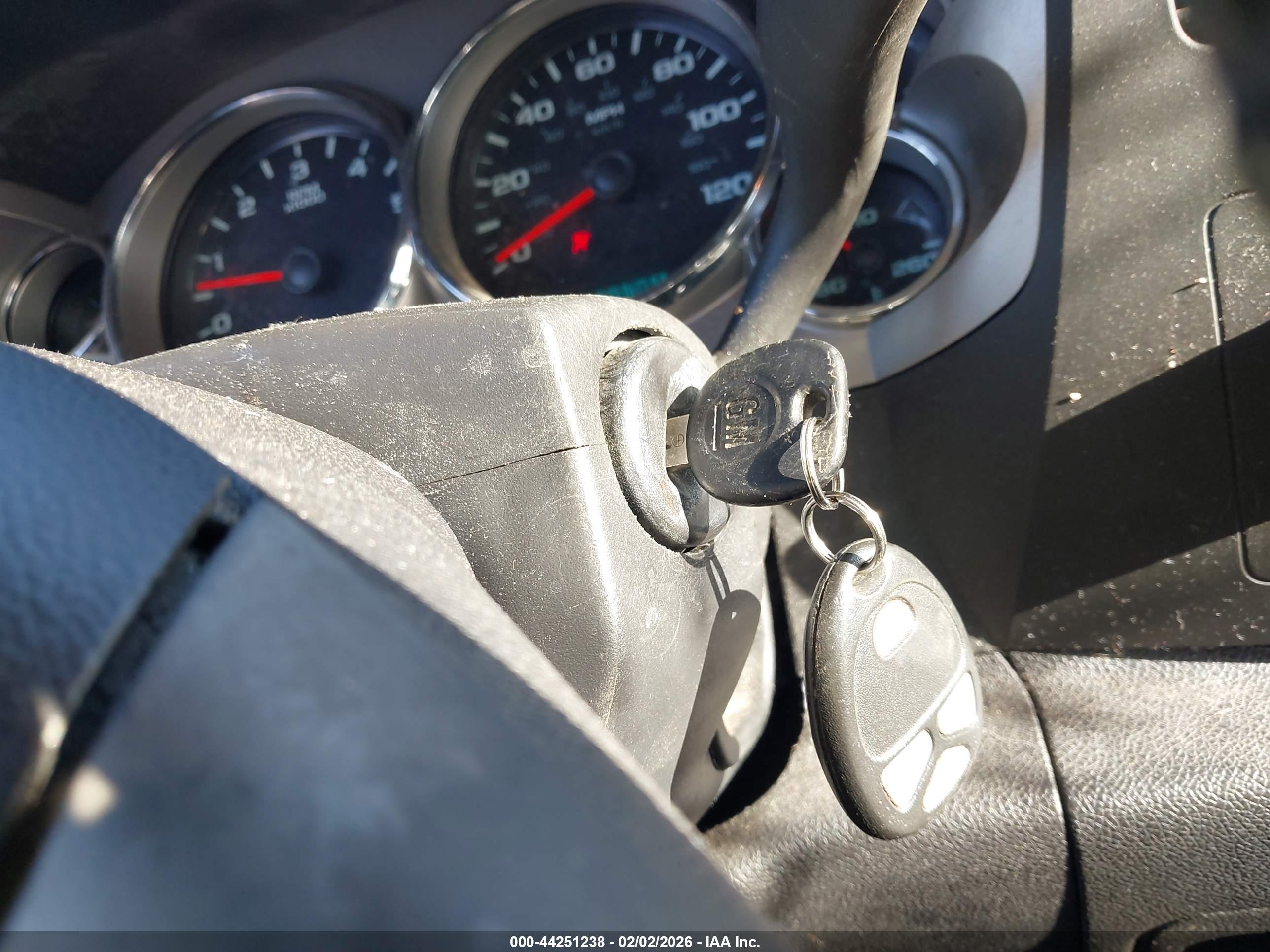 CHEVROLET SILVERADO image 11