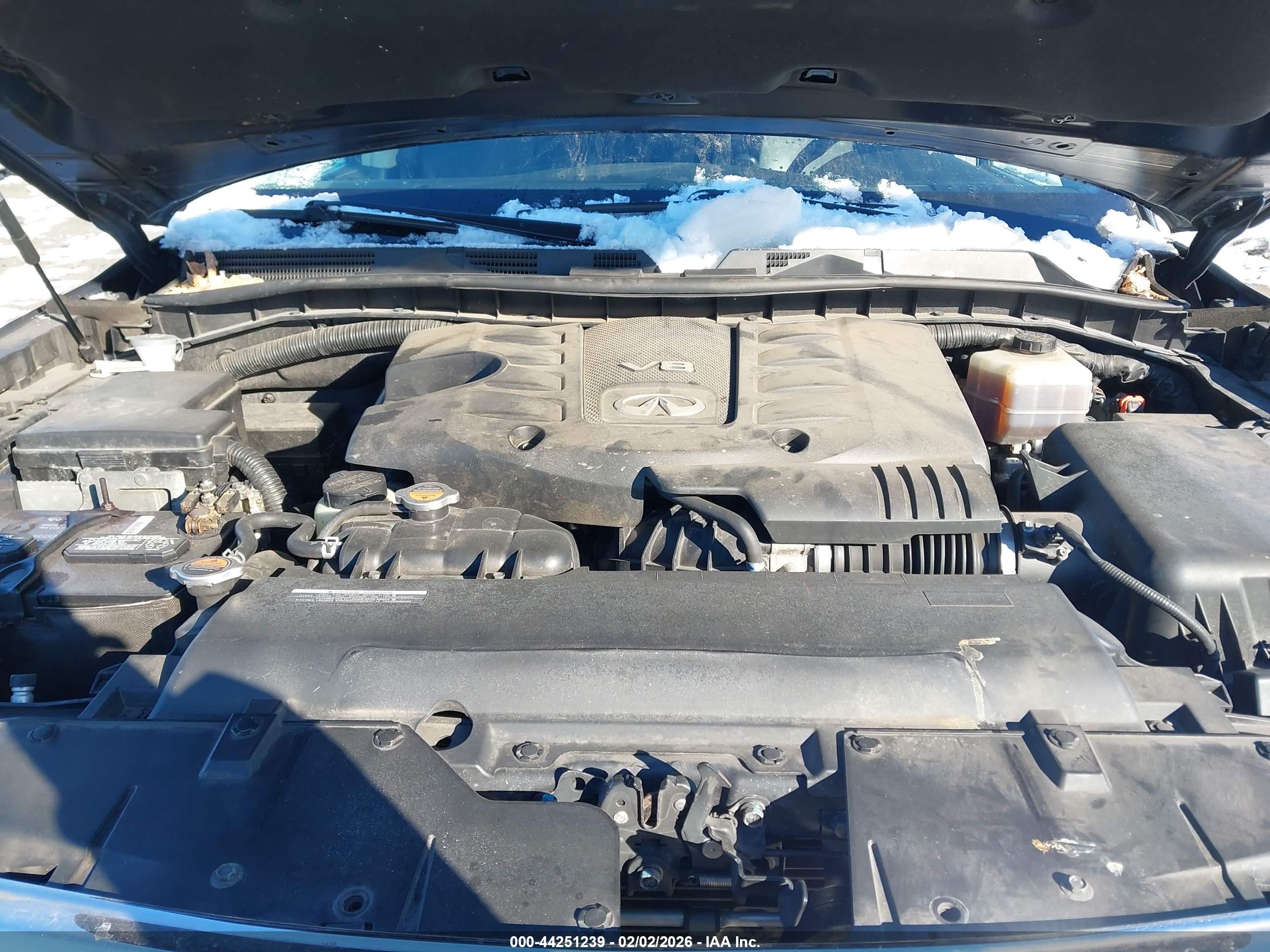 INFINITI QX80 image 10