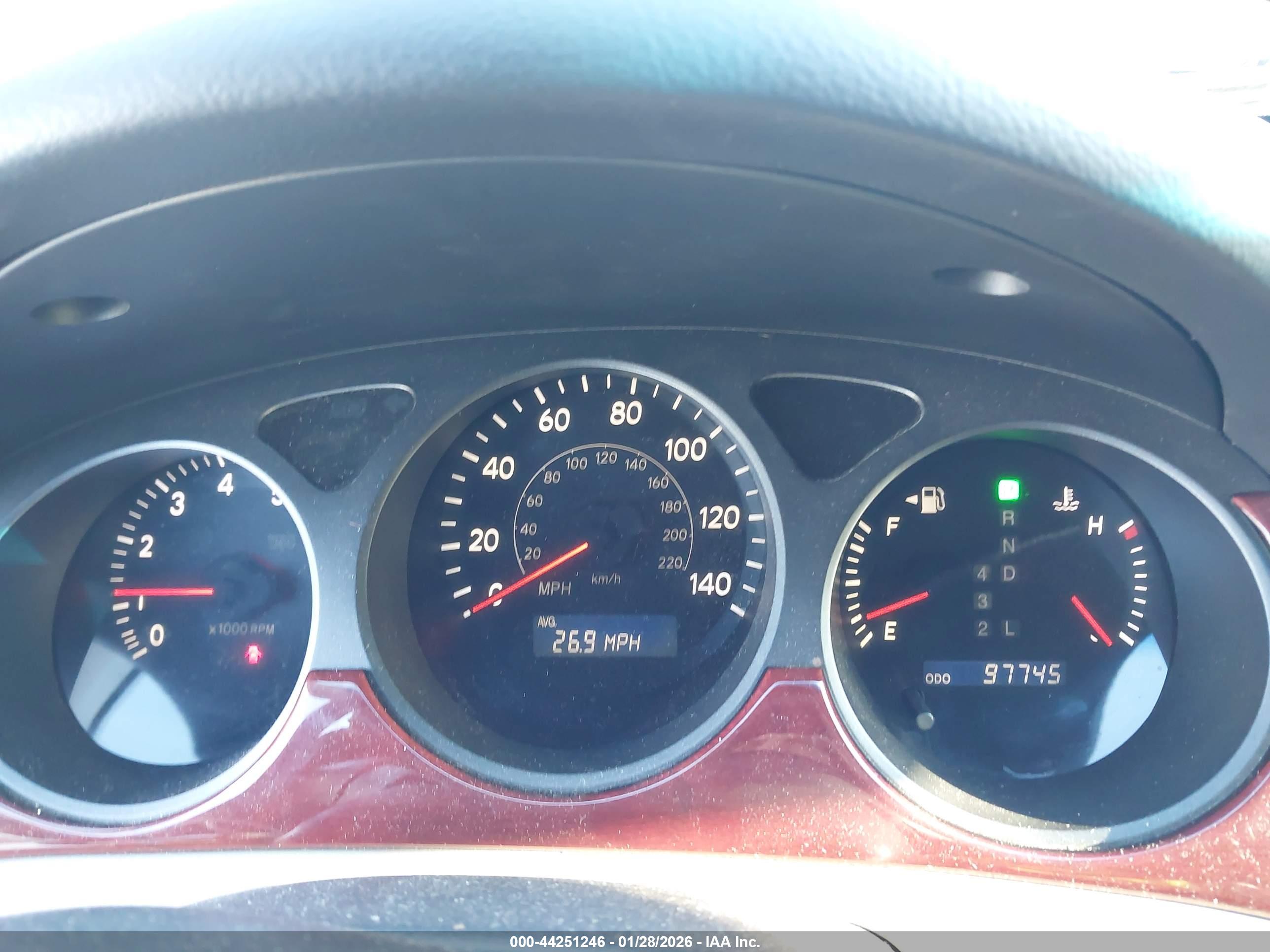 LEXUS ES image 7