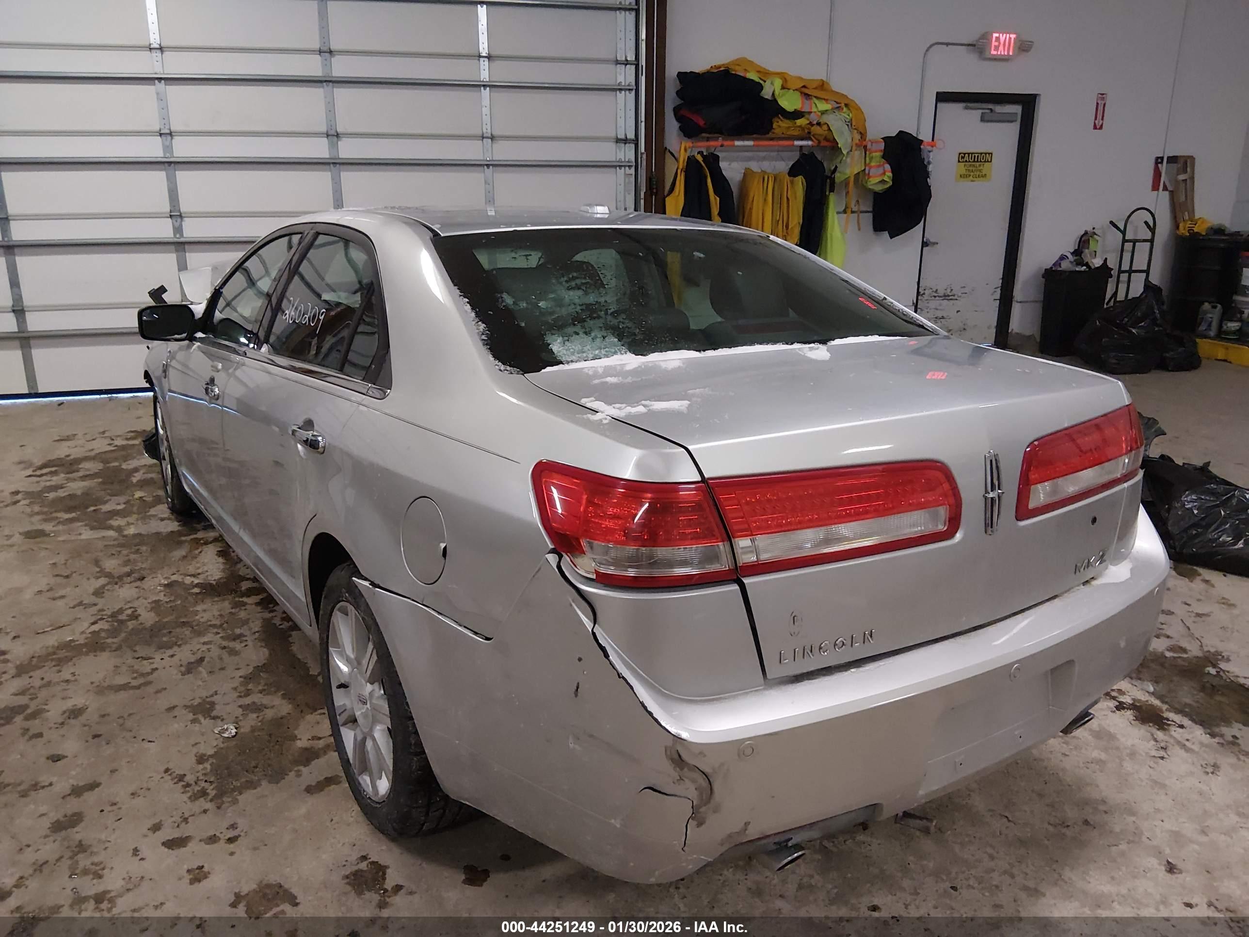 LINCOLN MKZ image 3