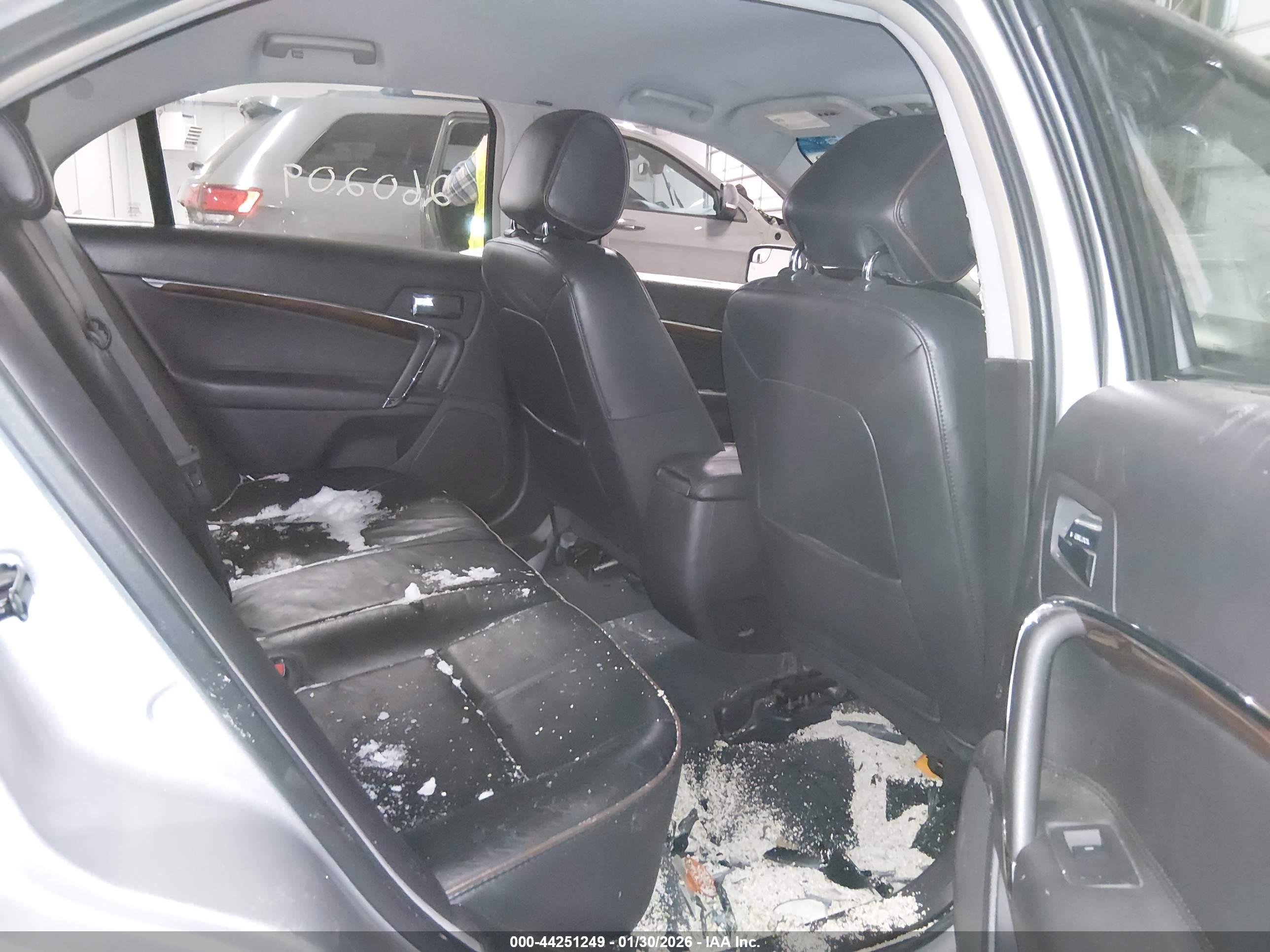 LINCOLN MKZ image 8