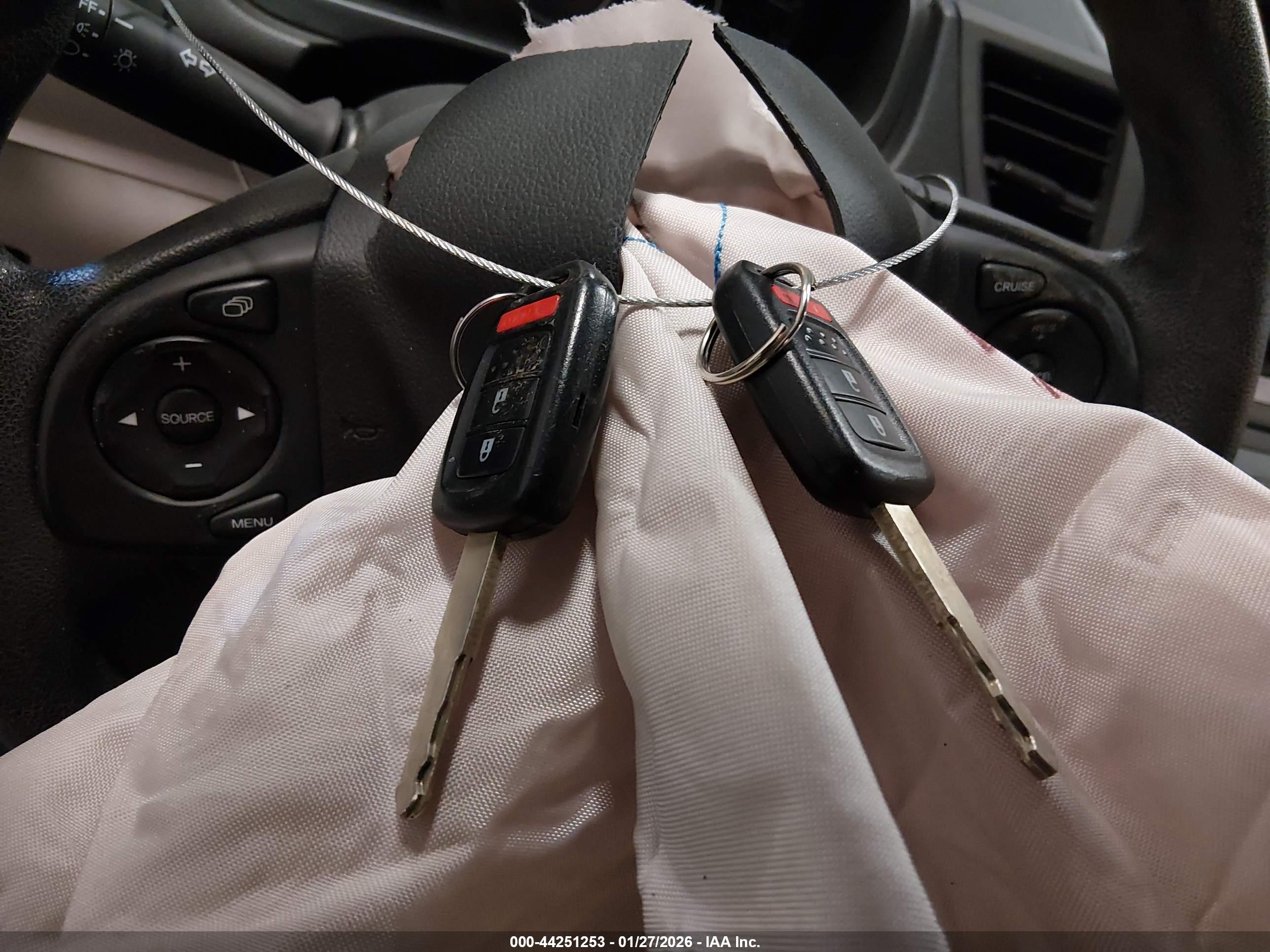HONDA CR-V image 11