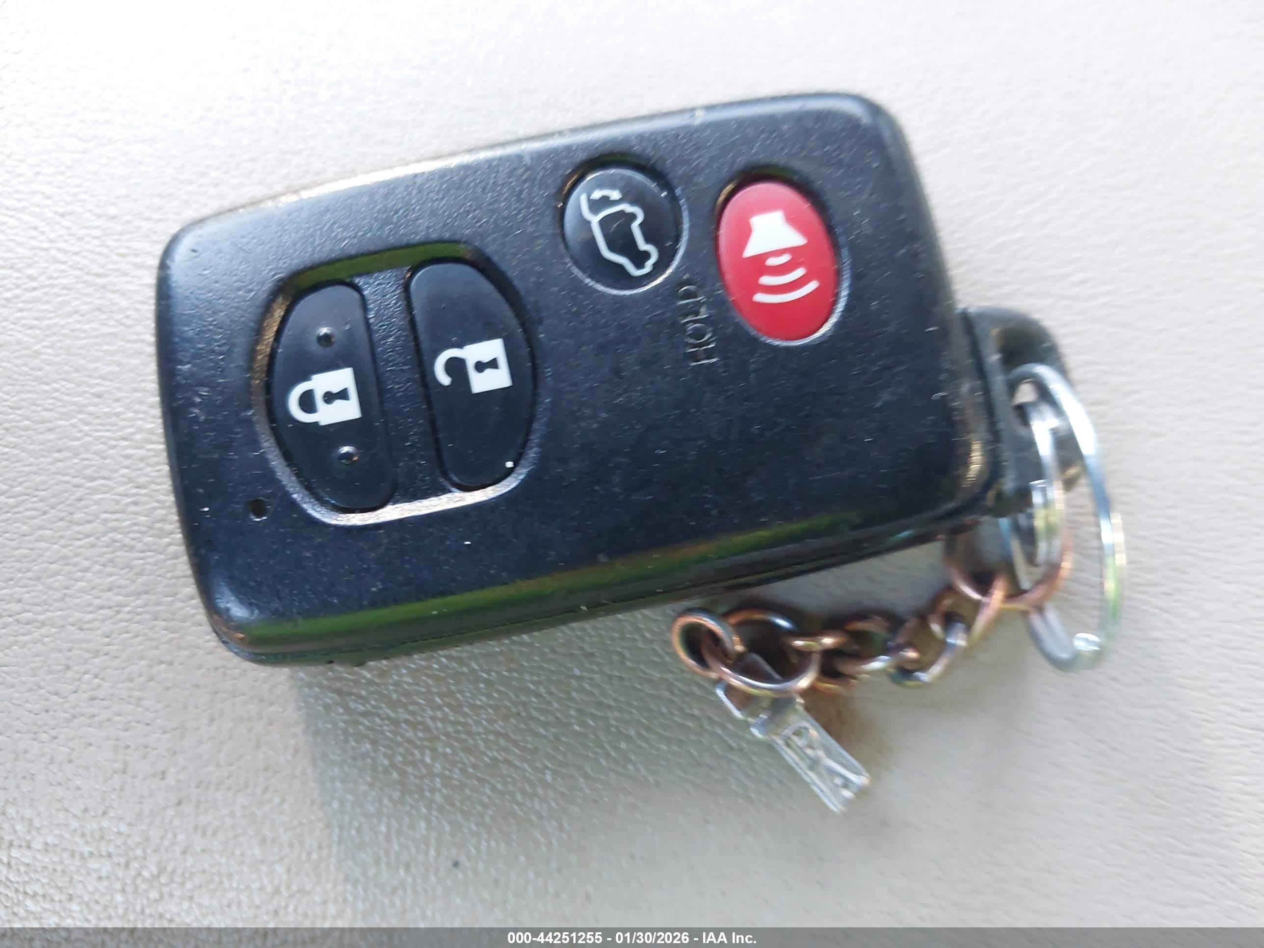 TOYOTA VENZA image 11