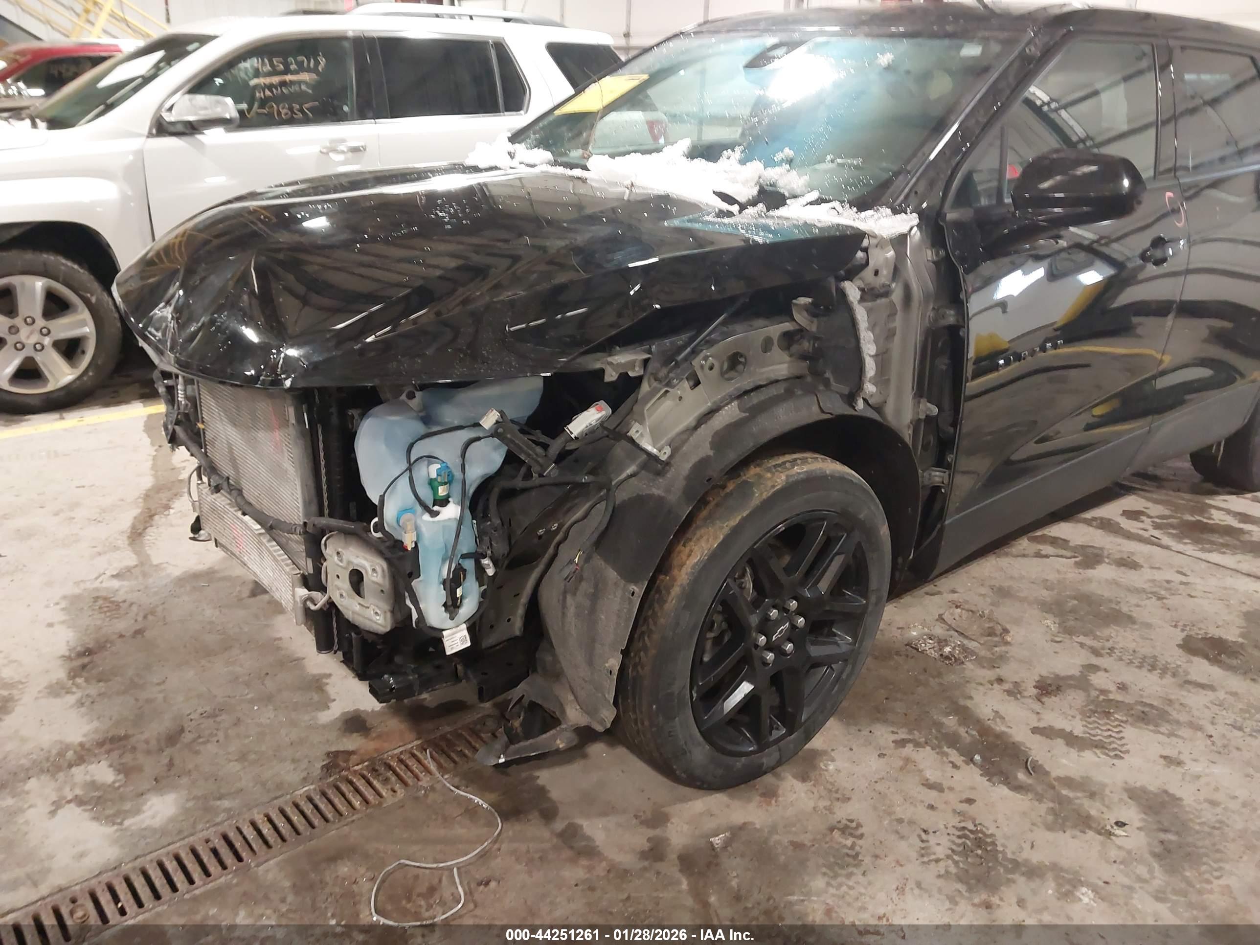 CHEVROLET BLAZER image 6